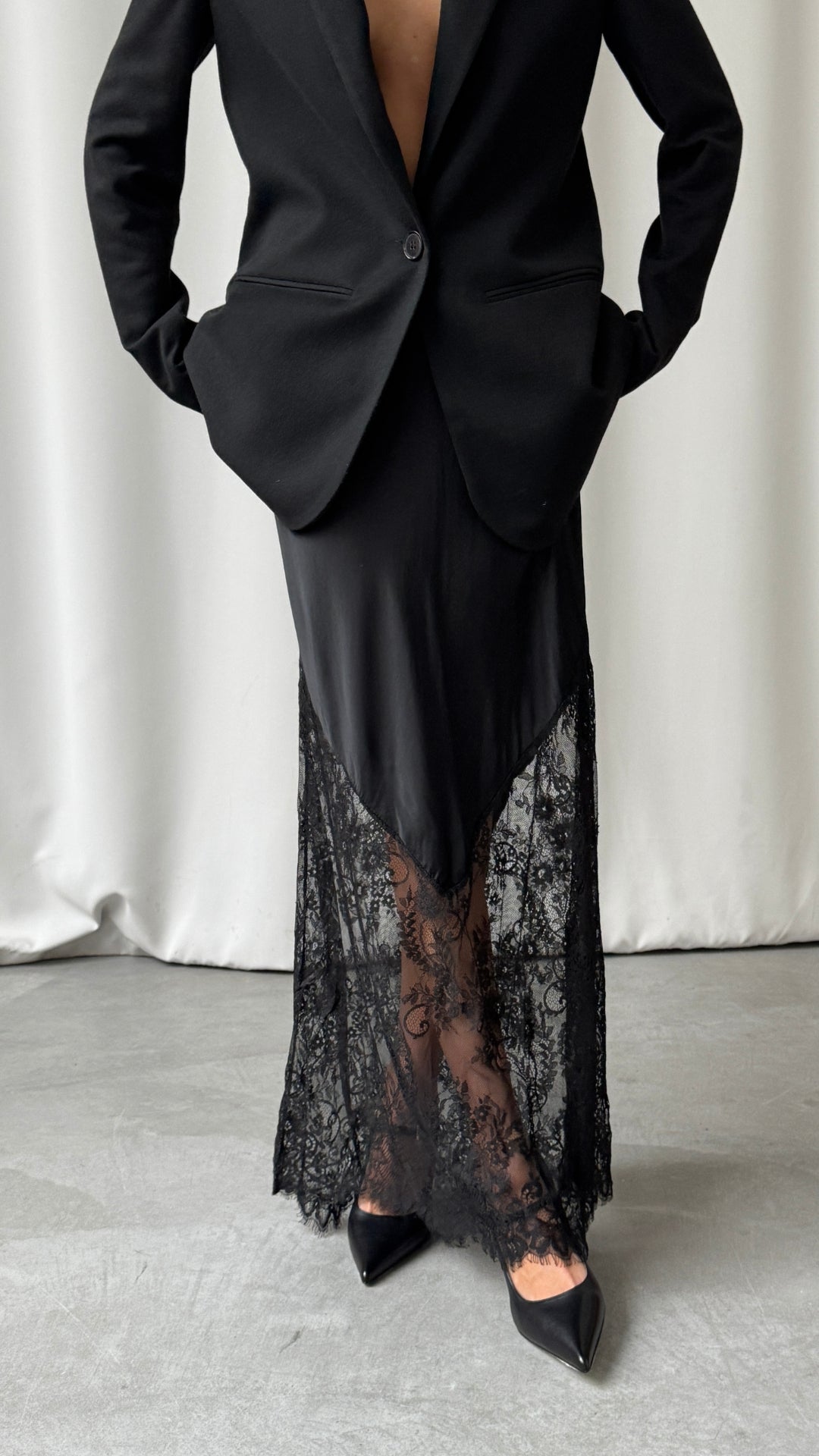 Solene Lace Skirt - Black