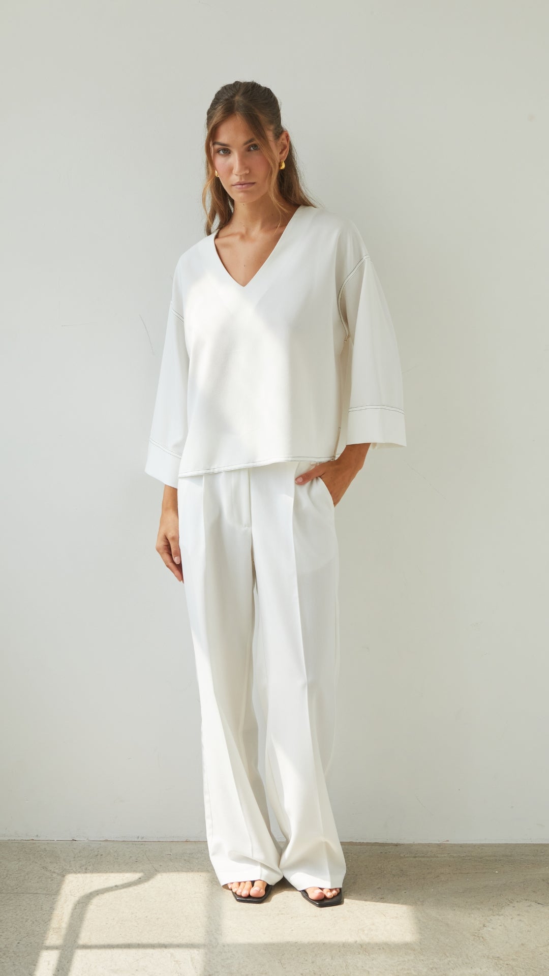 Olina V-Neck Crepe Top - White