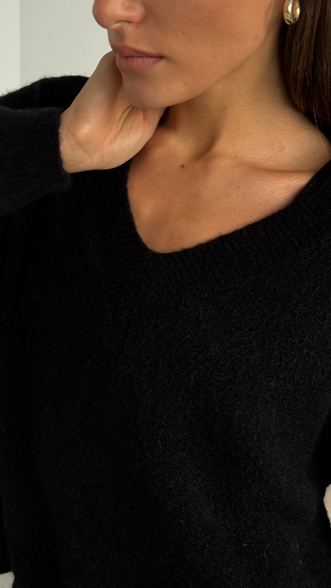 April Alpaca Sweater - Black