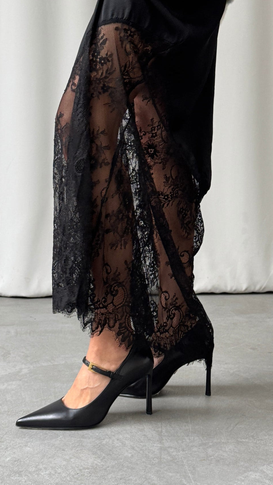 Solene Lace Skirt - Black