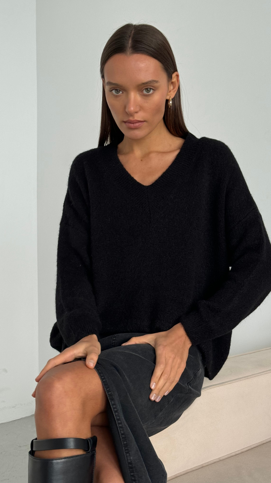 April Alpaca Sweater - Black