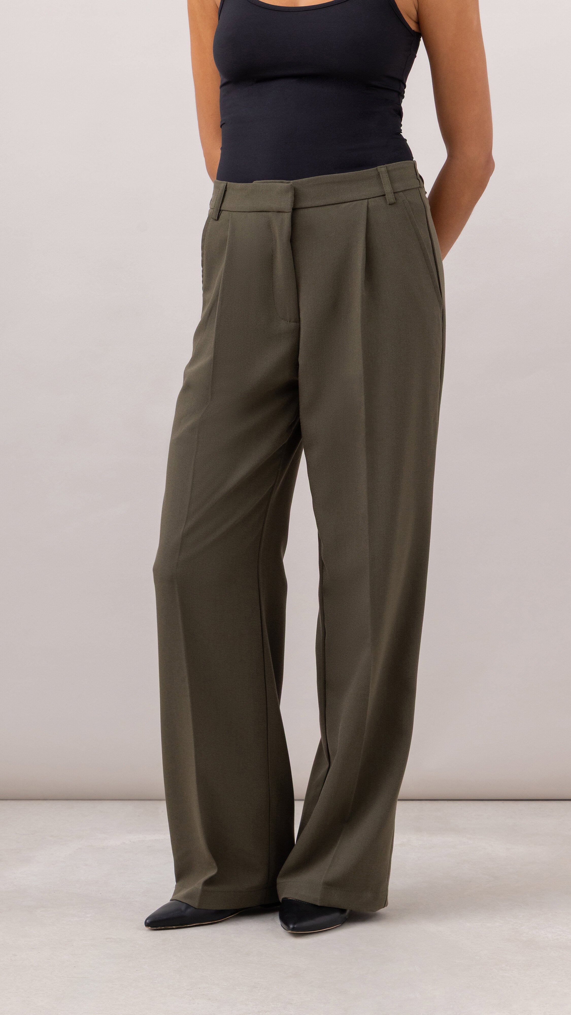 Nelly Crepe Trousers - Khaki