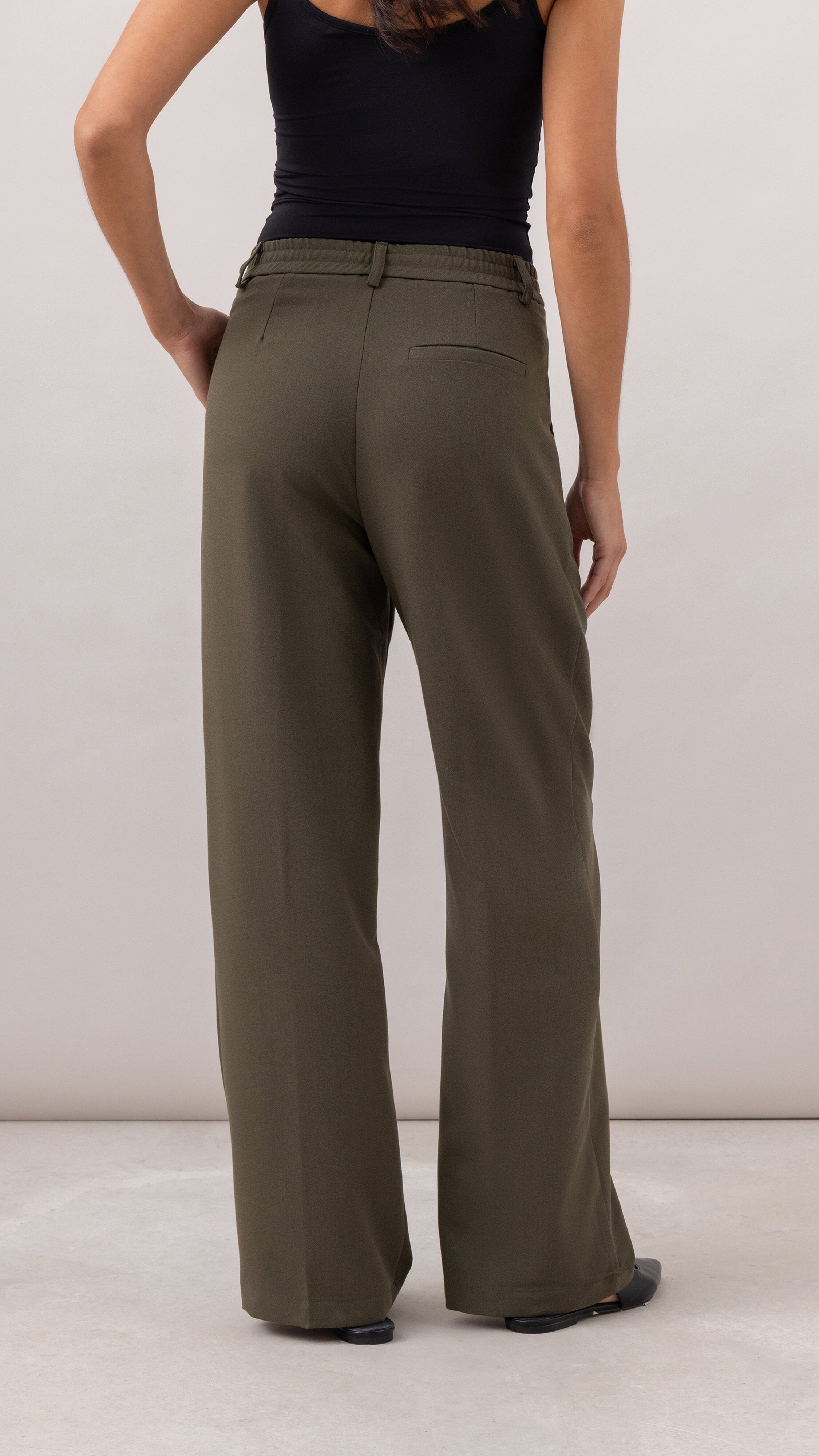Nelly Crepe Trousers - Khaki