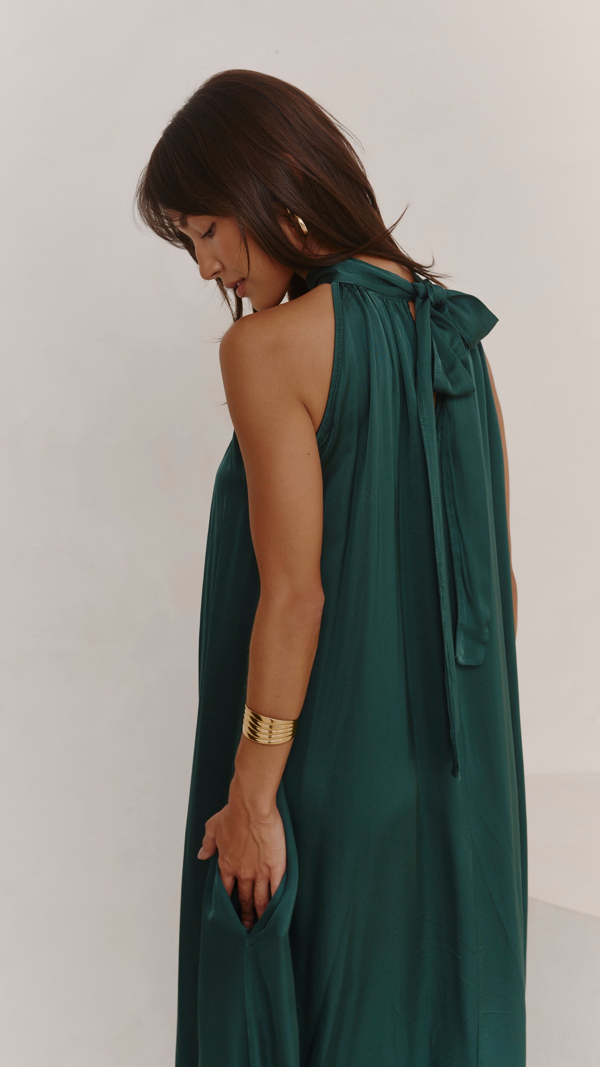 Everly Column Satin Dress - Emerald Green