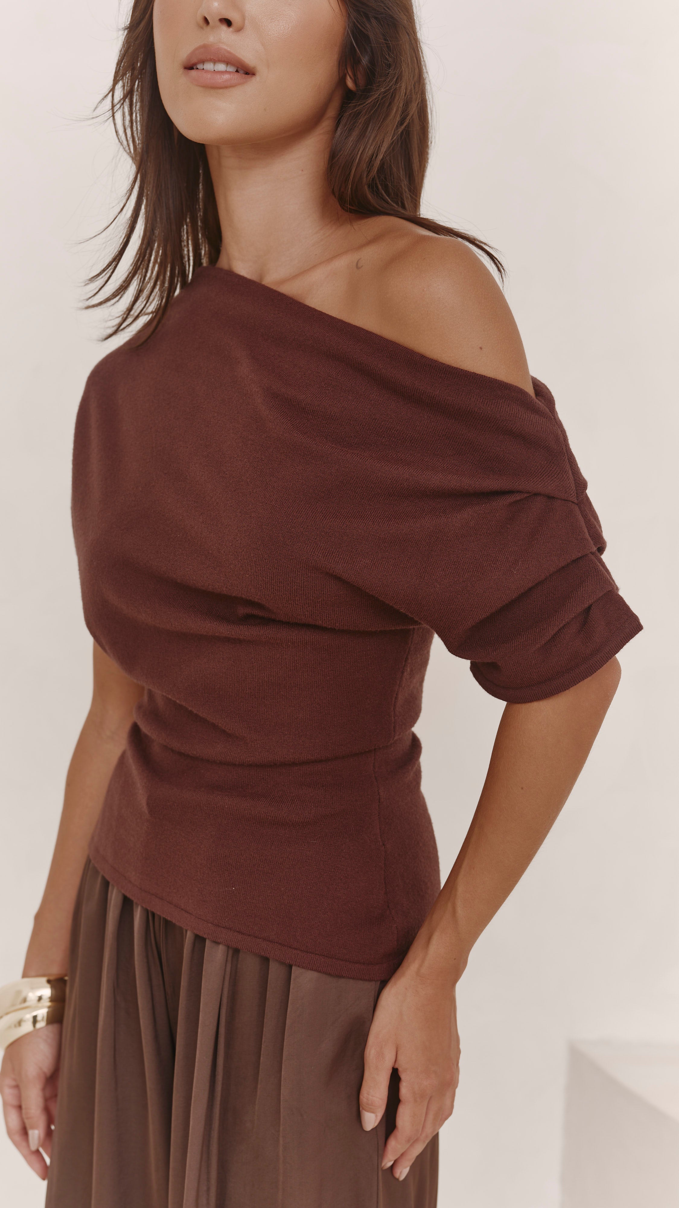 Nadine Off-Shoulder Top - Espresso
