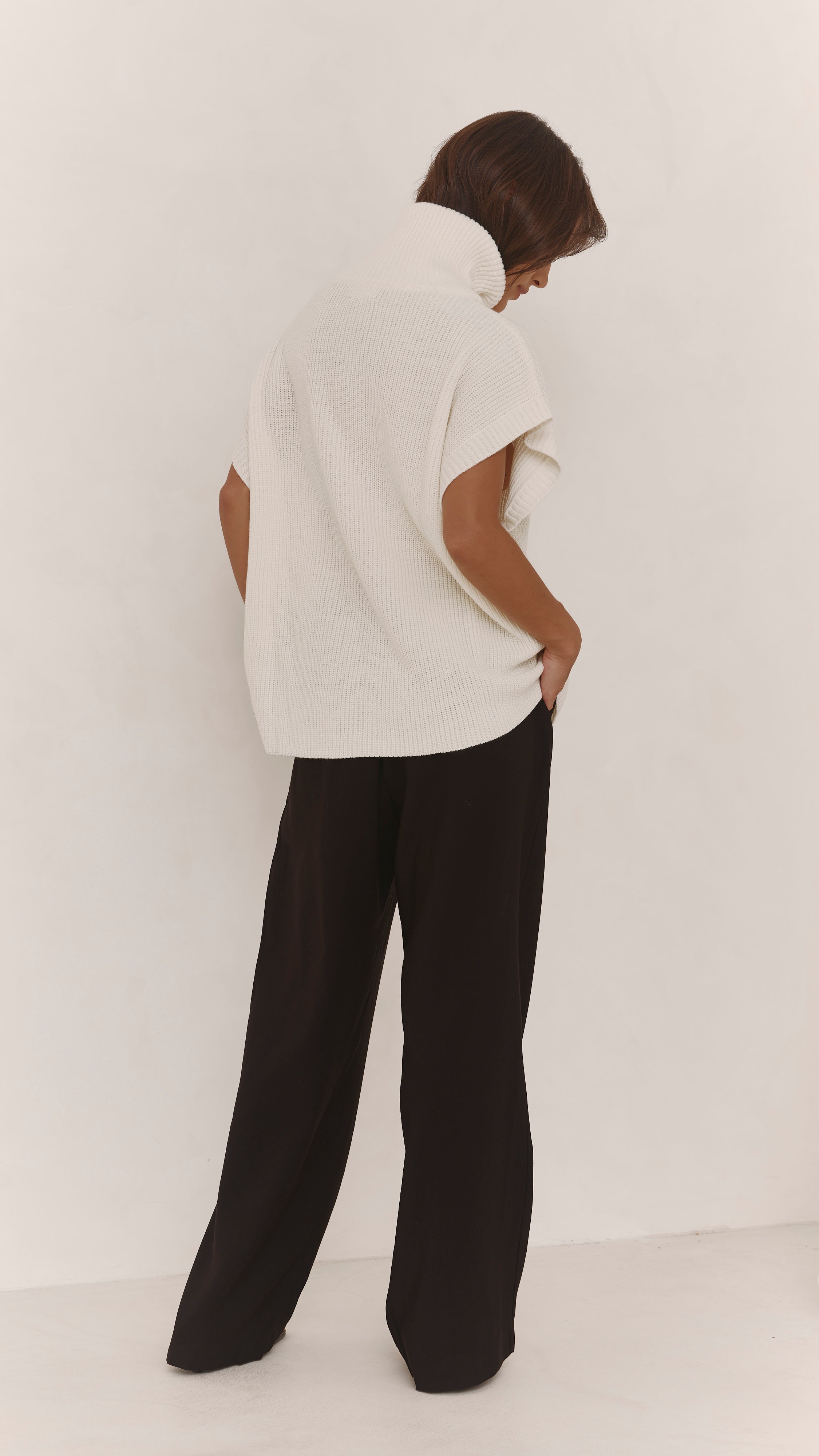 Millie Sleeveless Knit Cardigan - Ivory