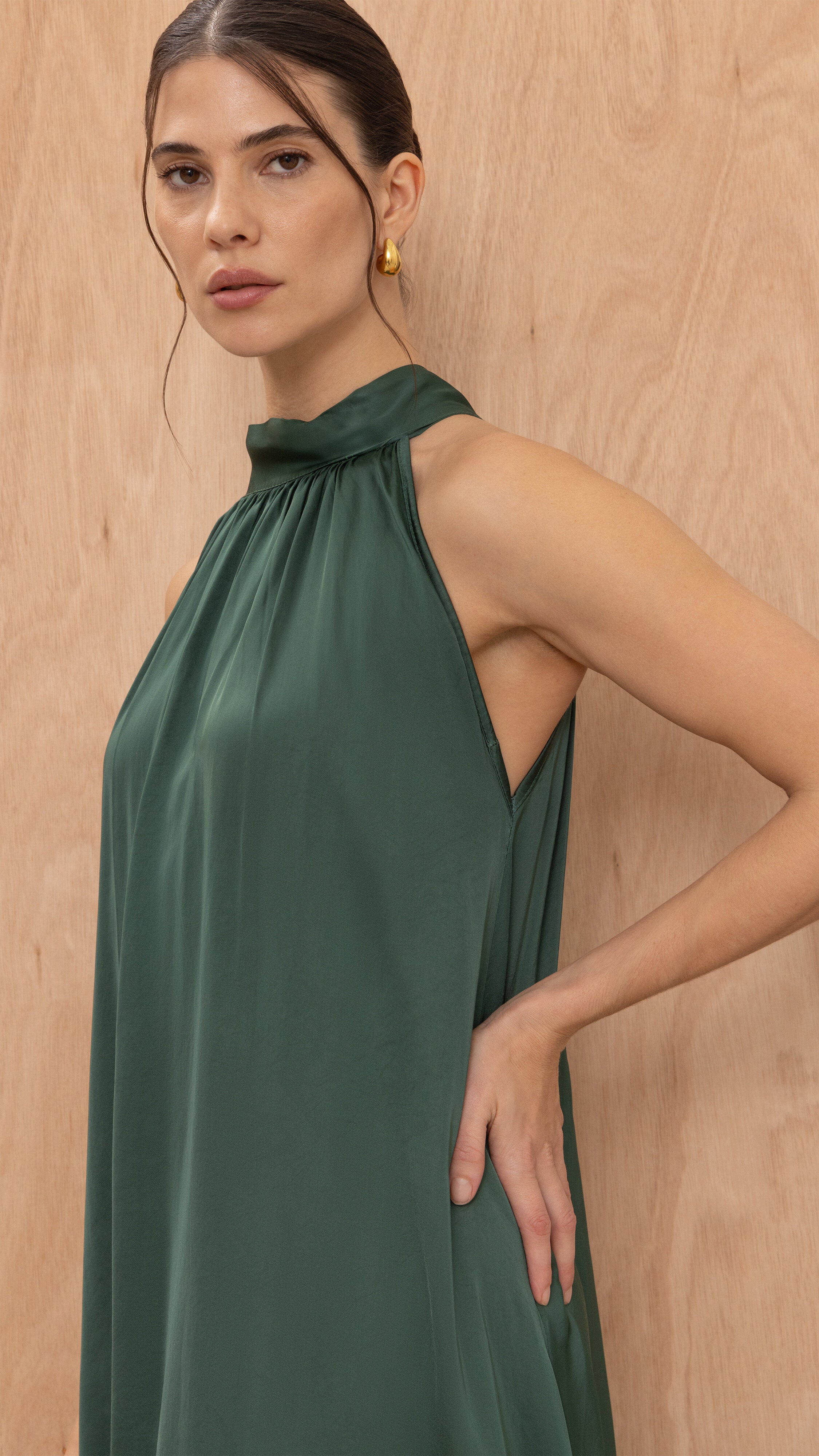 Everly Column Satin Dress - Emerald Green