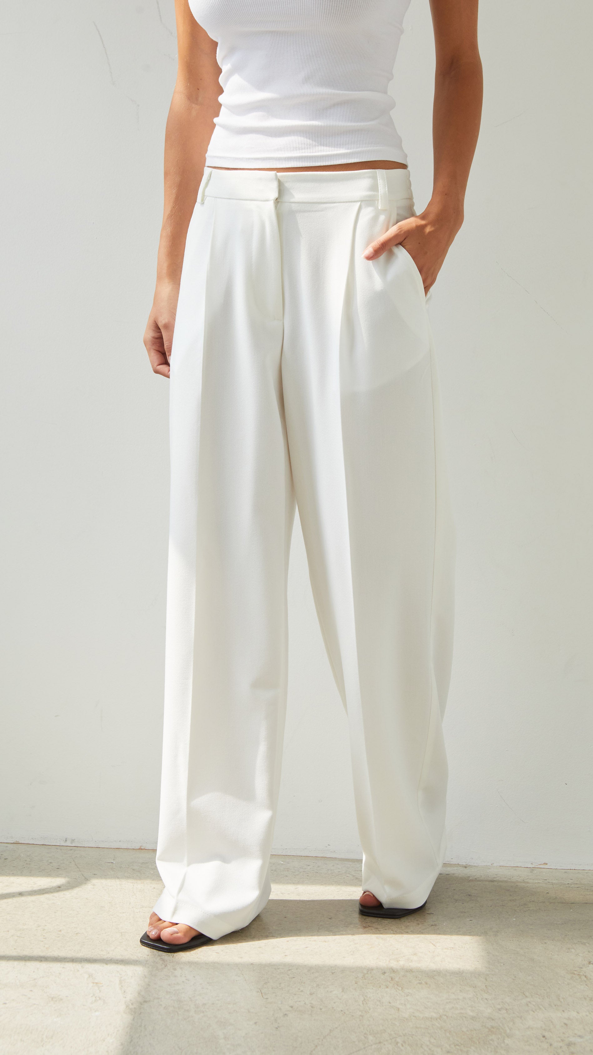 Nelly Crepe Trousers - White