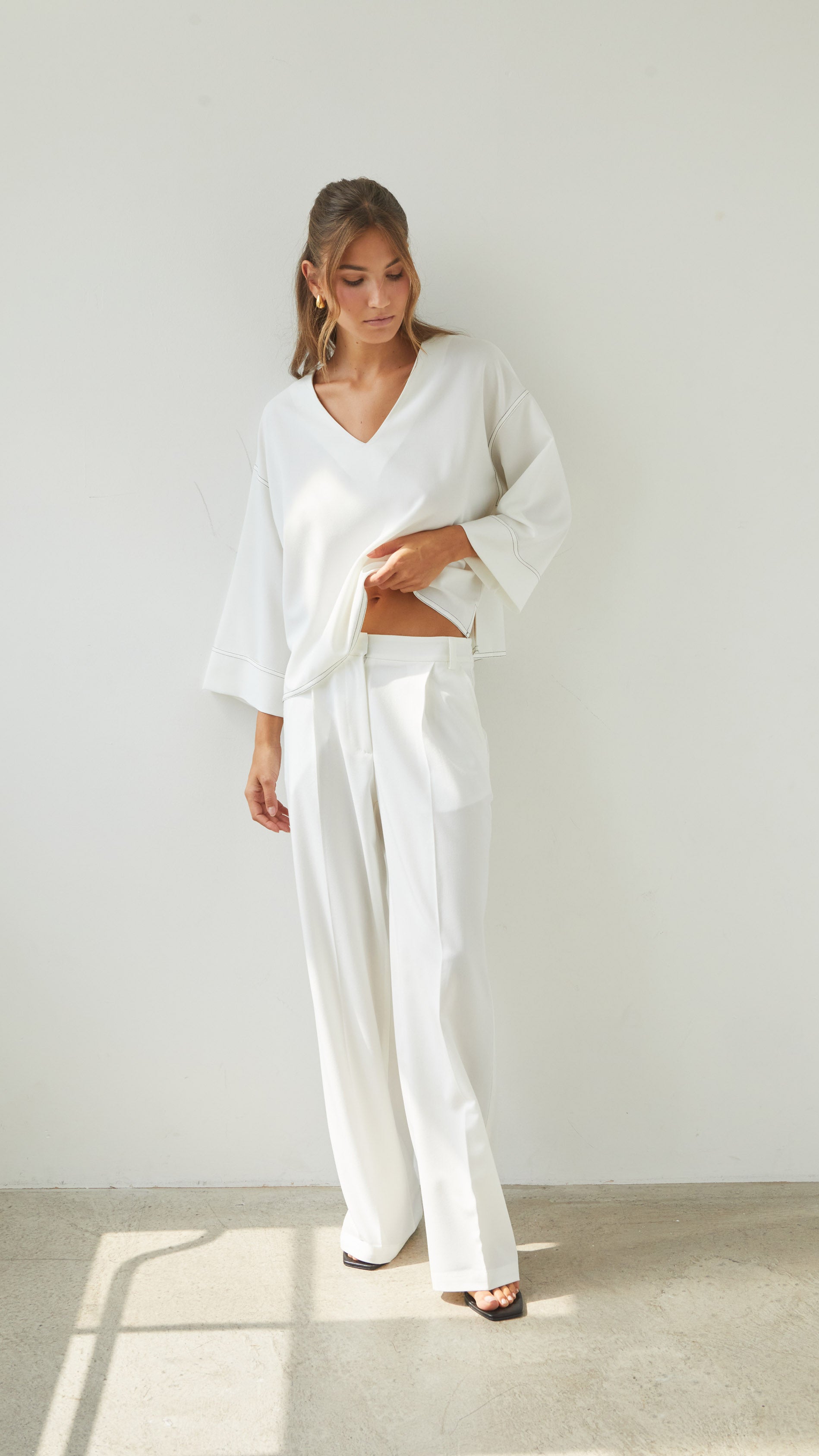 Olina V-Neck Crepe Top - White