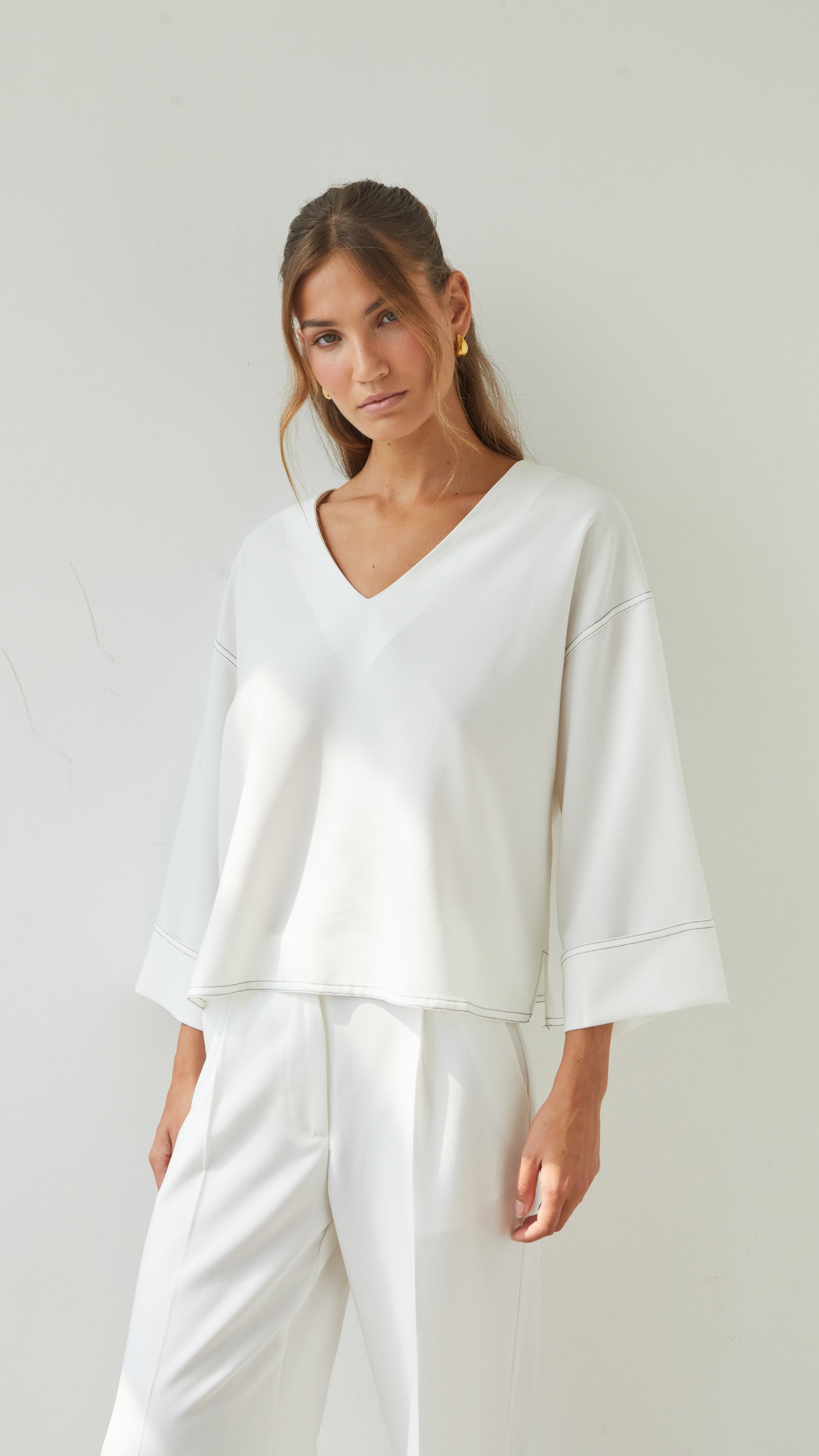 Olina V-Neck Crepe Top - White