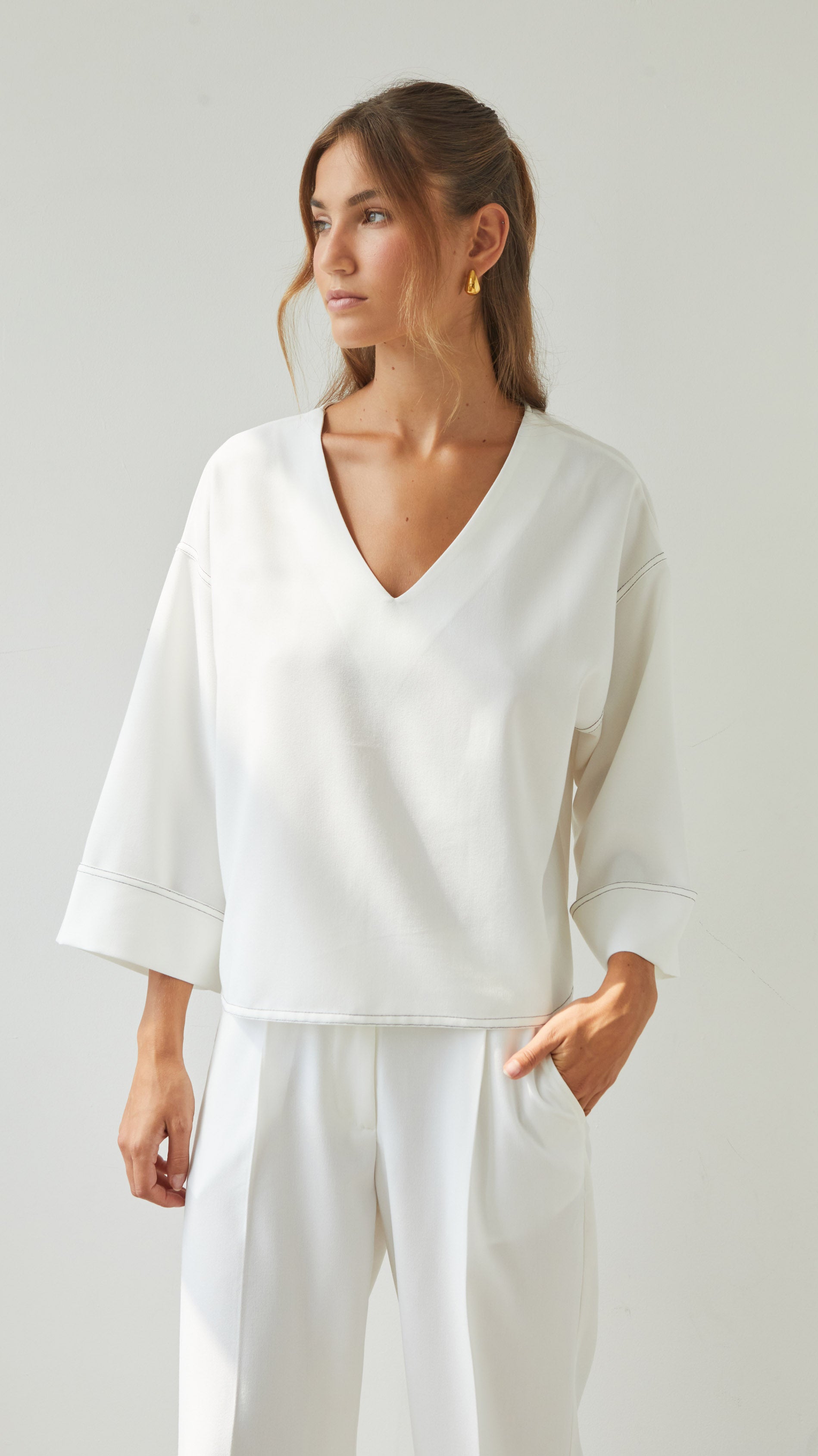 Olina V-Neck Crepe Top - White