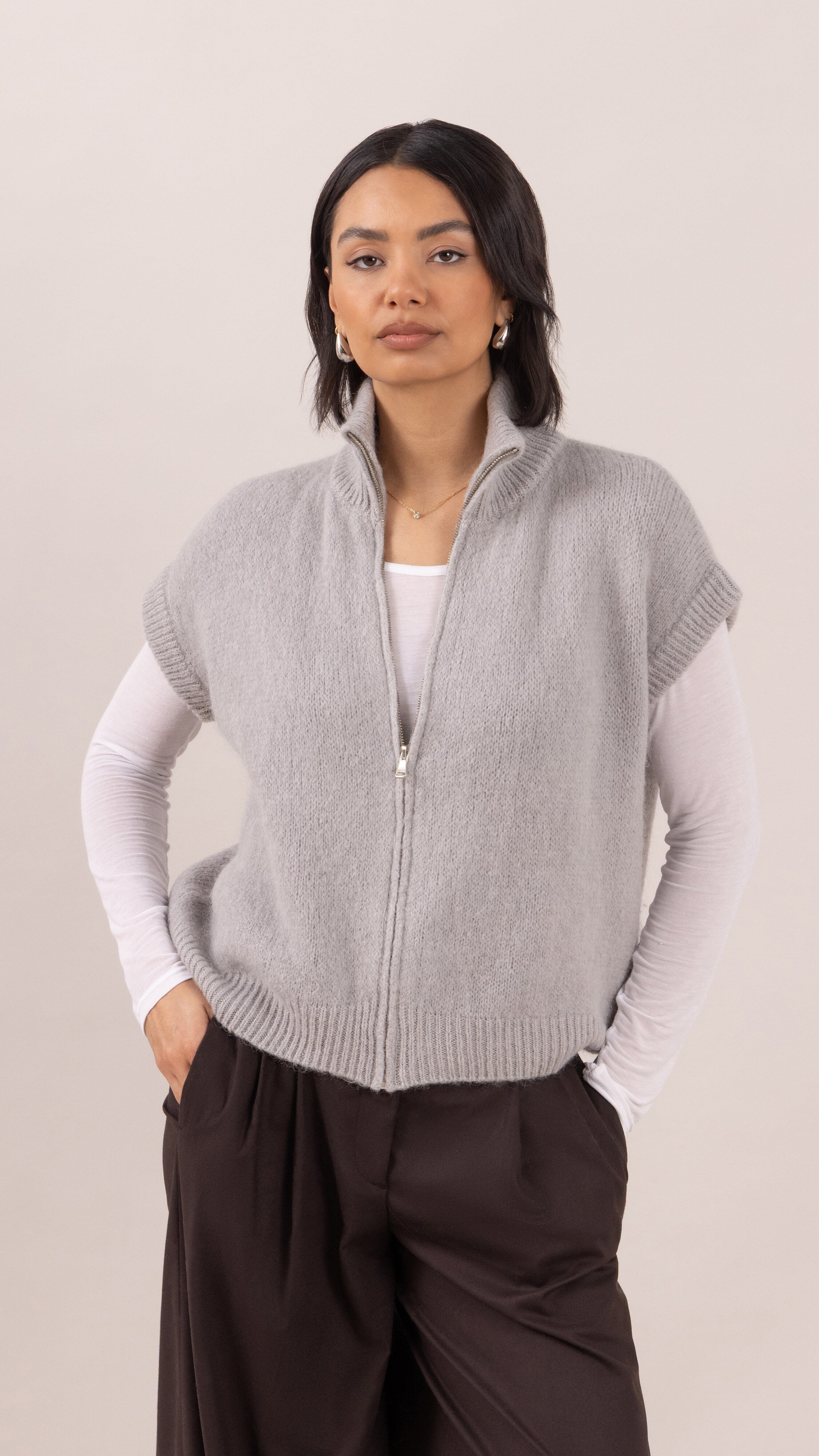Leigh Sleeveless Zip Cardigan - Silver Grey