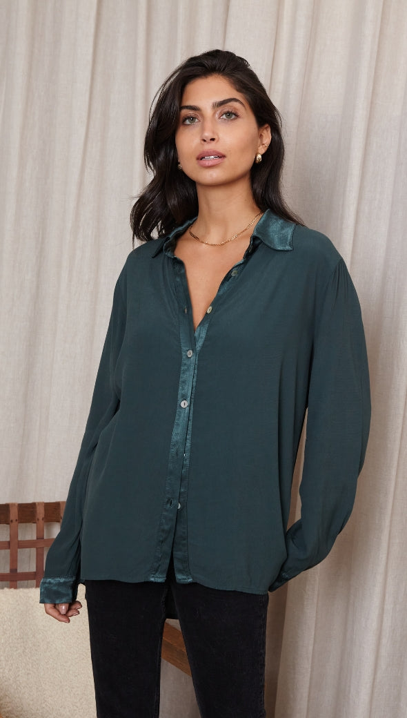 Romy Satin Crepe Shirt - Emerald
