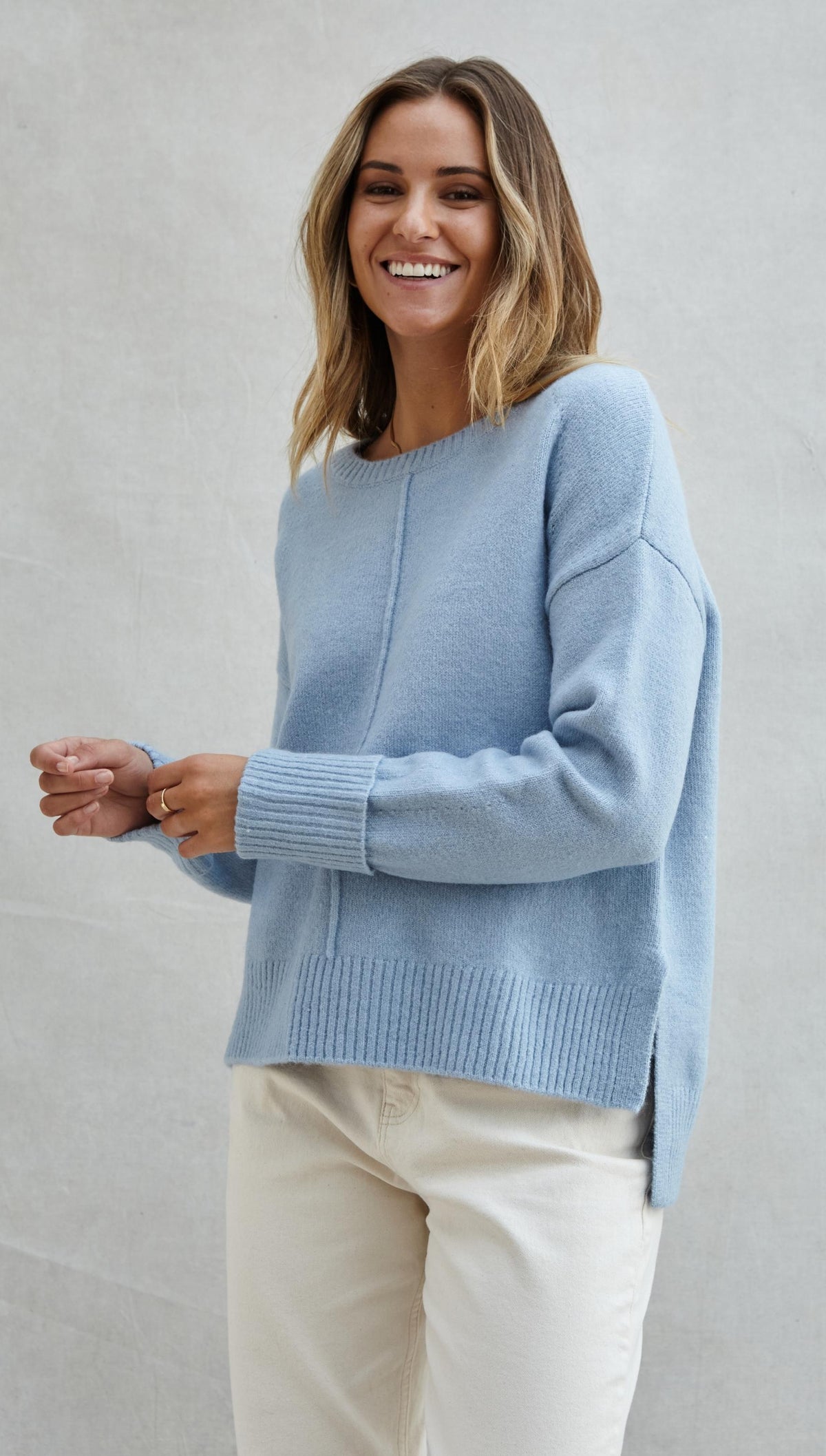 ASHLEY SWEATER - BLUE