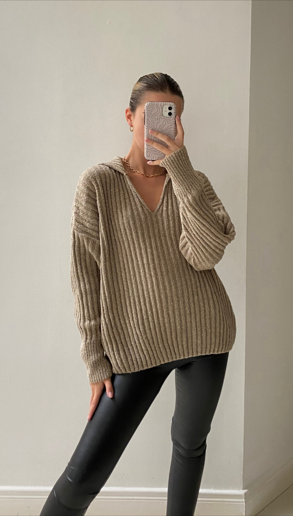 Mila Sweater - Taupe
