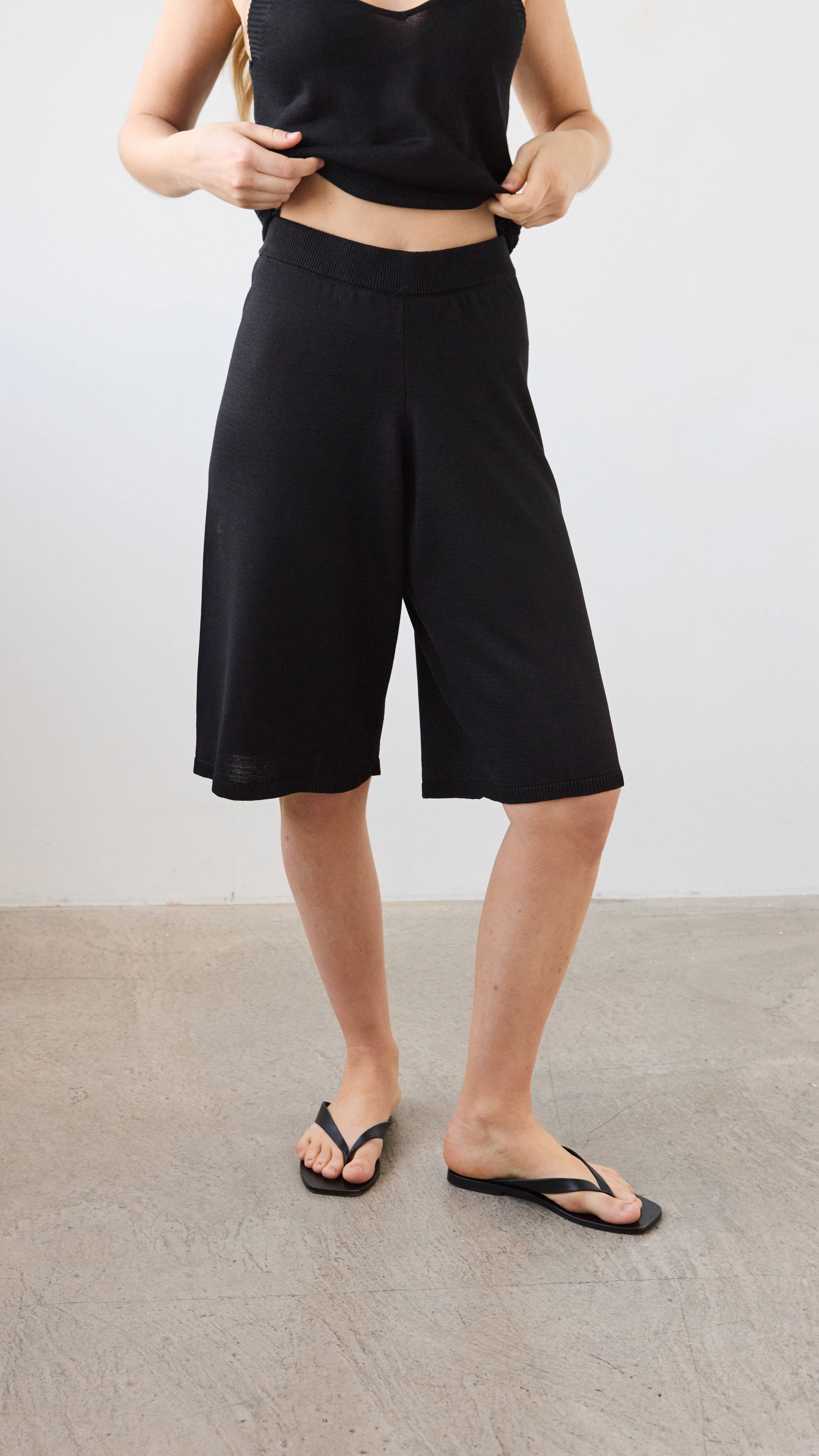 Faye Knit Bermuda - Black