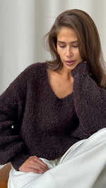 JENNY SWEATER - DARK CHOCOLATE