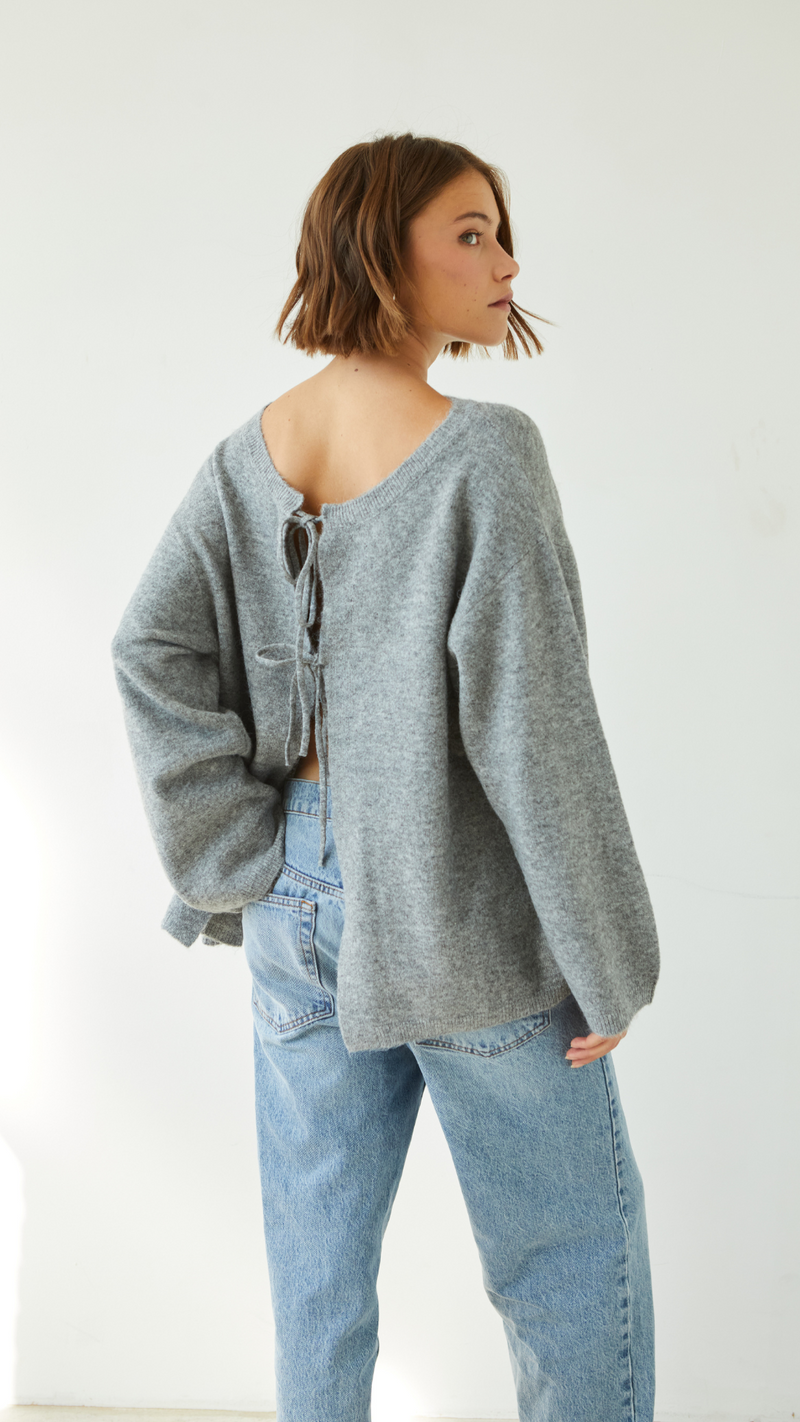 ERIN REVERSIBLE SWEATER - GREY