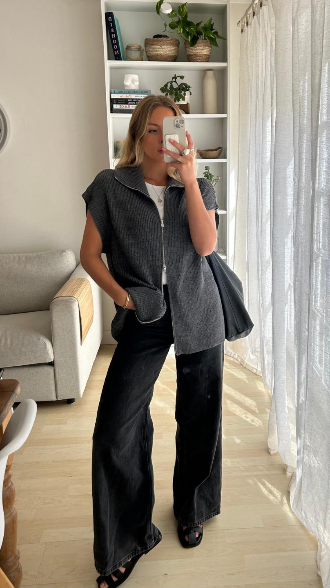 Millie Sleevless Knit Cardigan - Grey