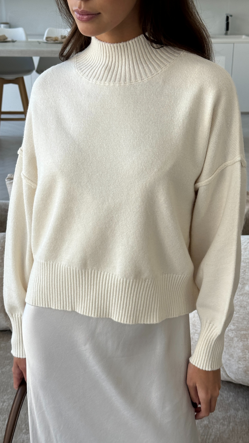 LOTTIE SWEATER - CREAM