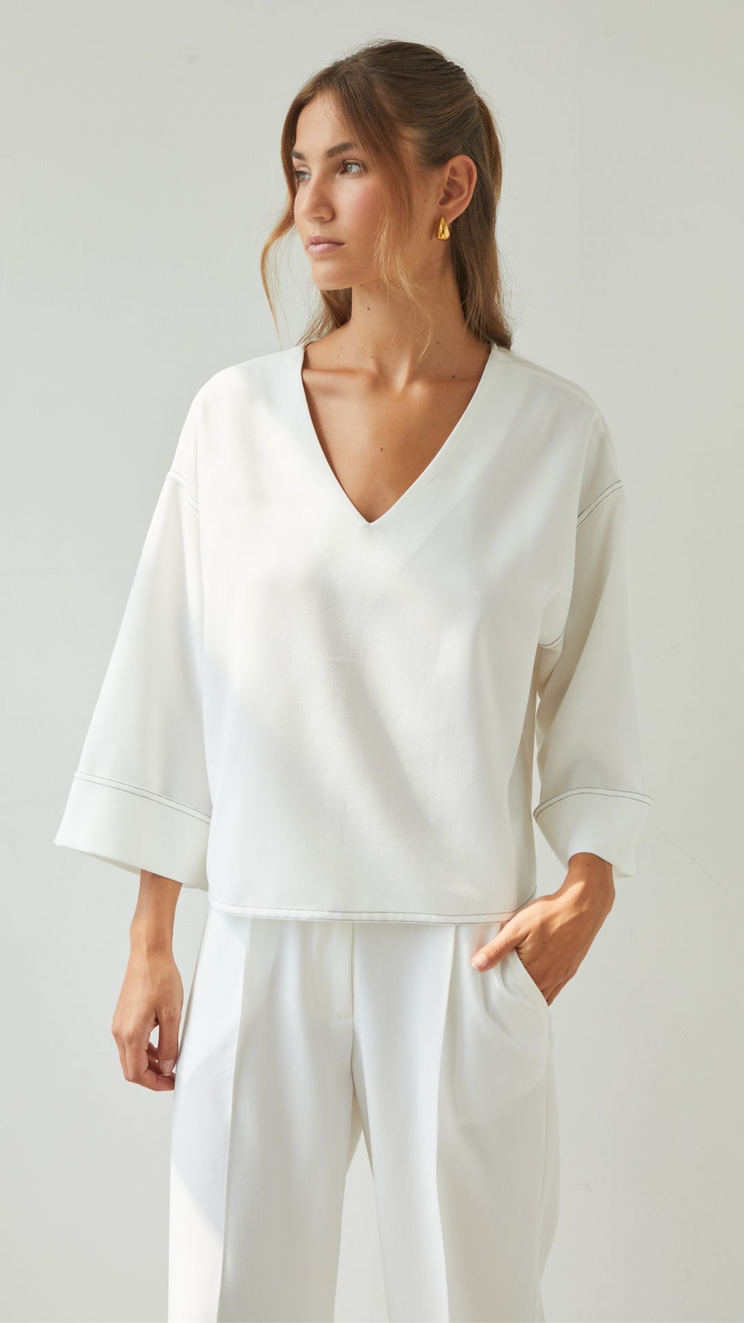 Olina V-Neck Crepe Top - White