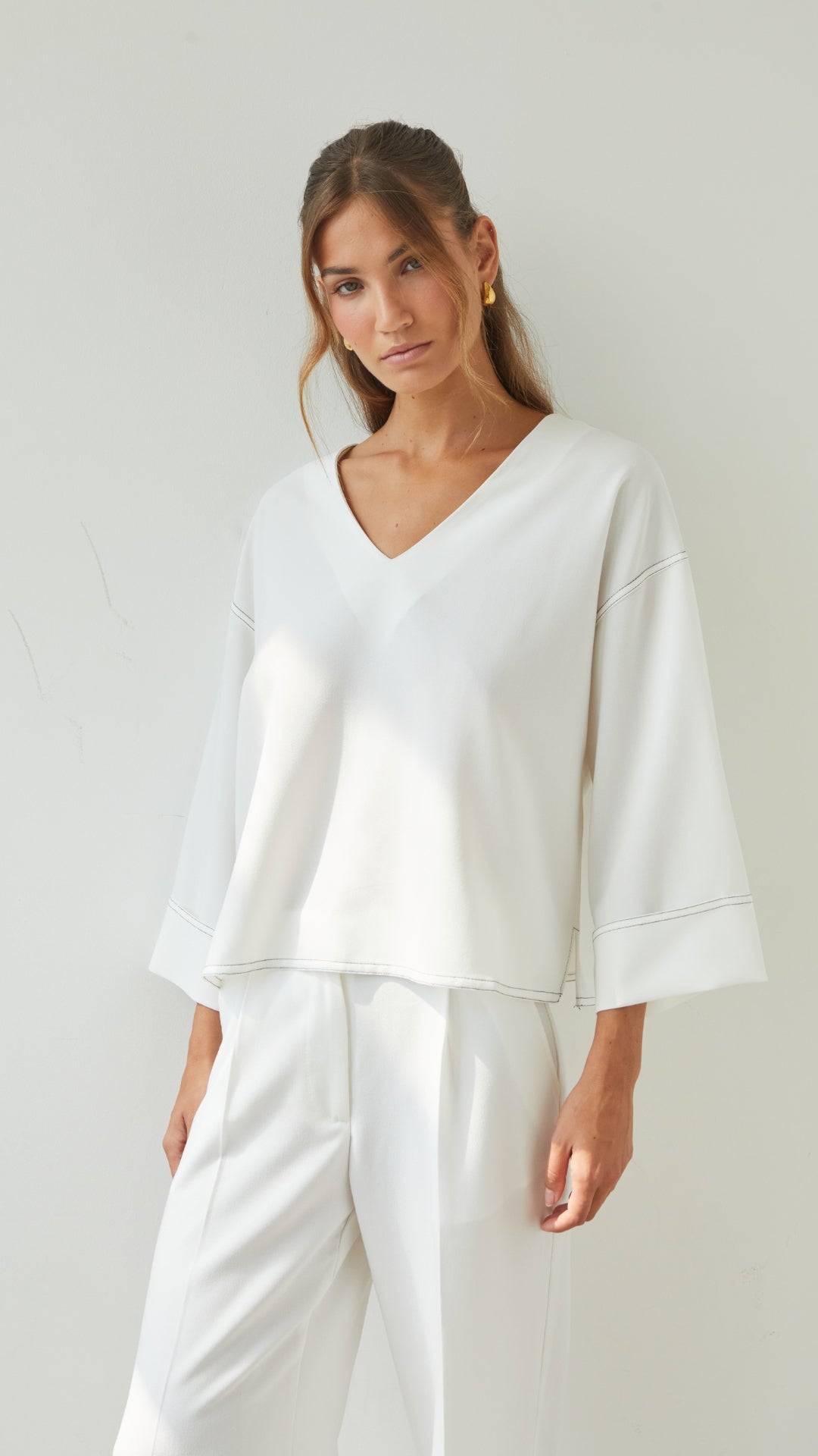 Olina V-Neck Crepe Top - White