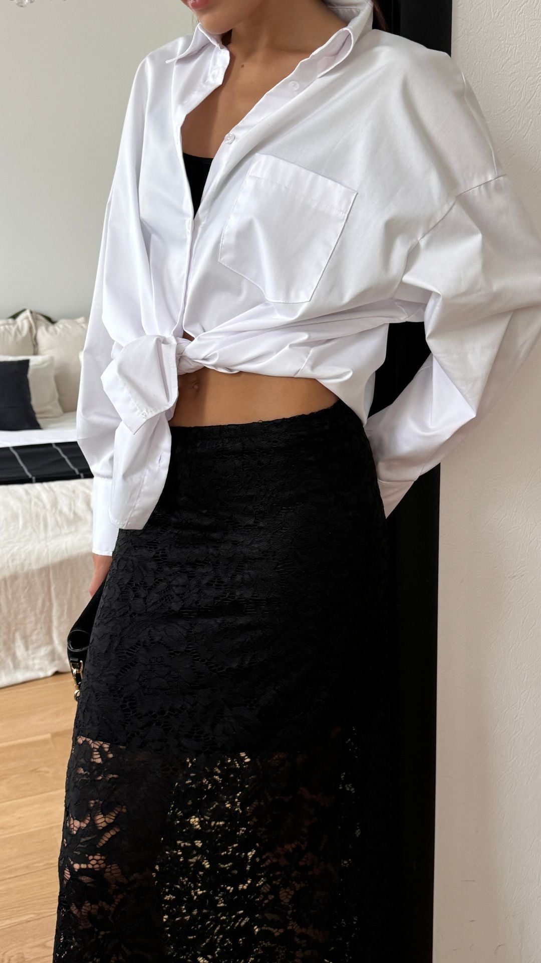 Alba Lace Skirt - Black