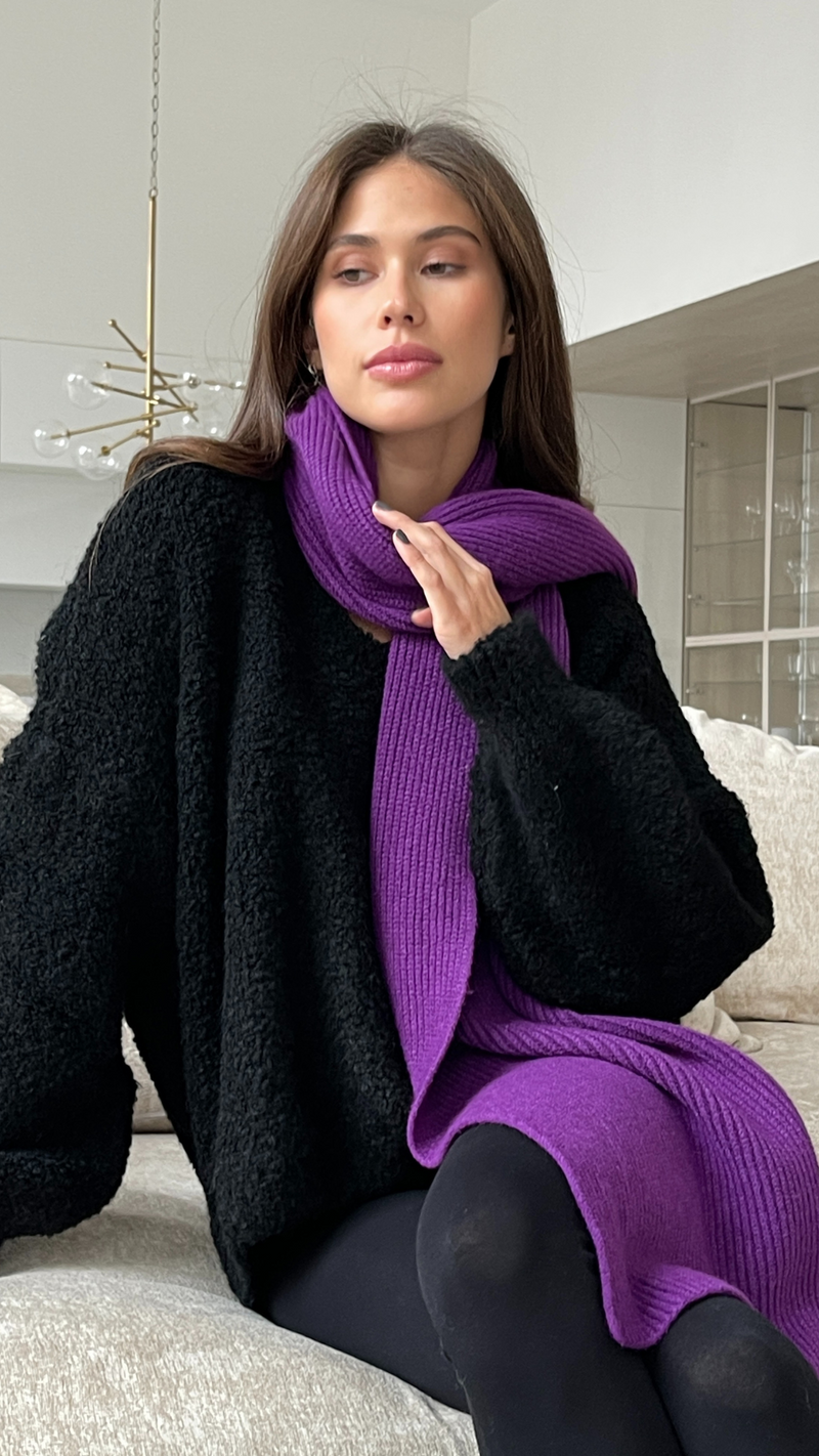 Violet scarf 2024