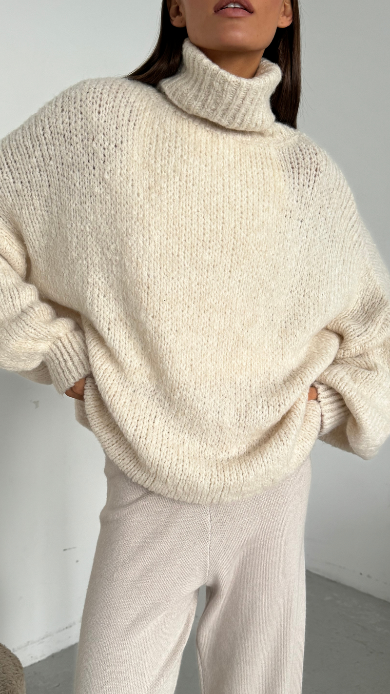 LEIA ROLL NECK SWEATER - OFF-WHITE