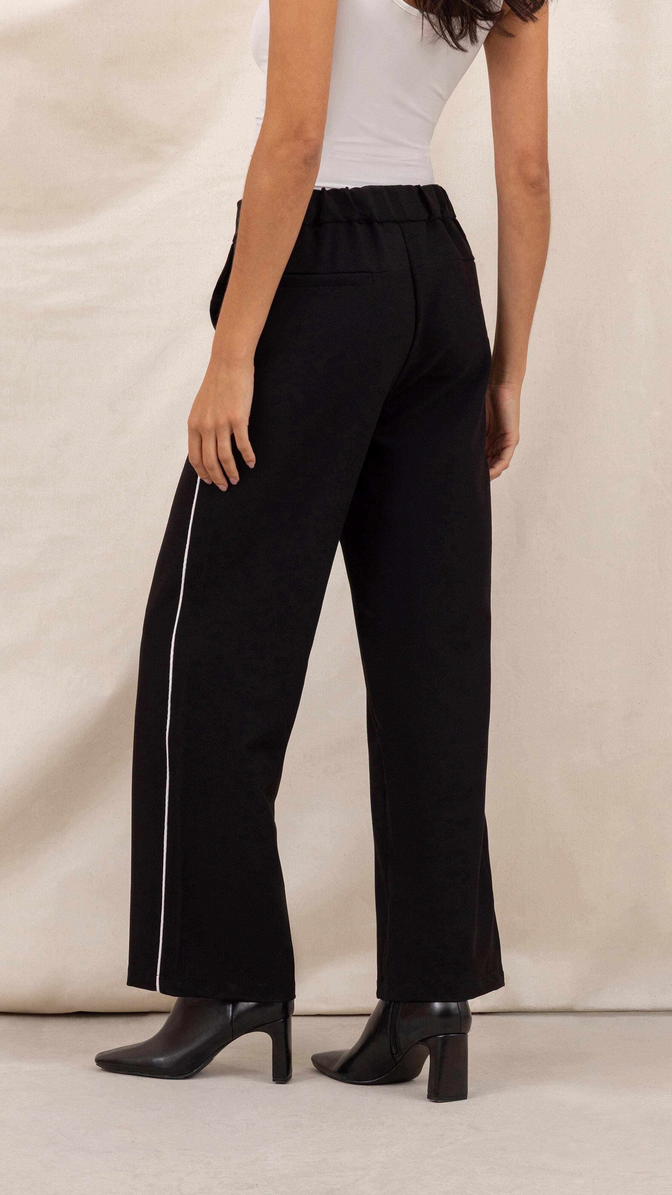 Kim Crepe Trousers - Black