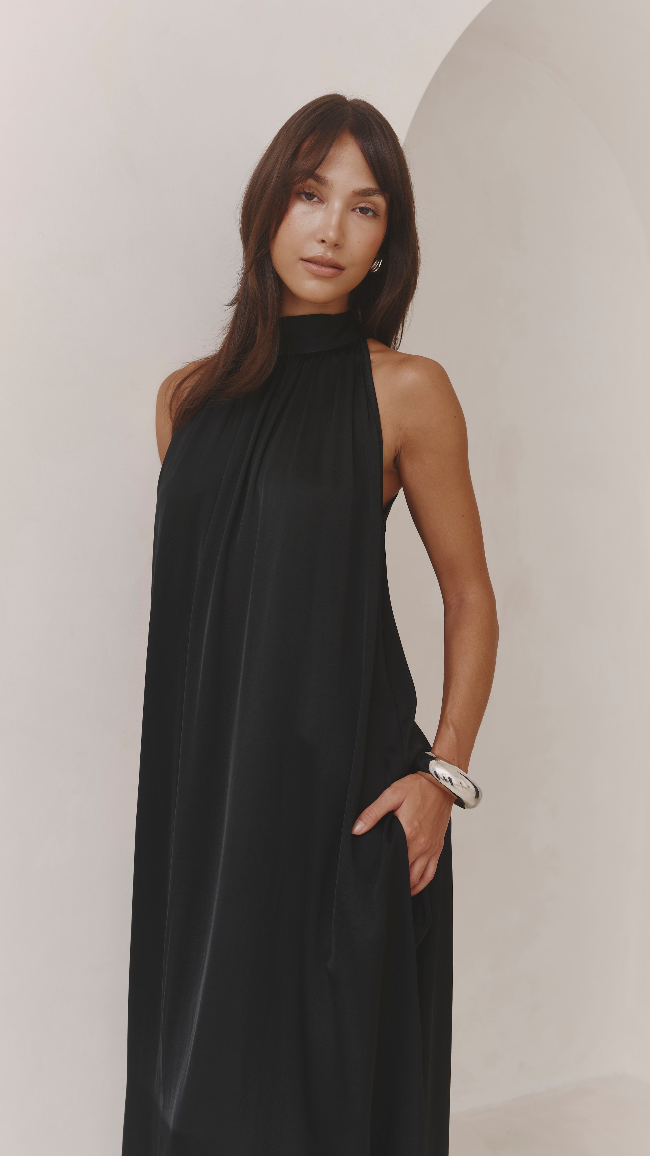 Everly Column Satin Dress - Black
