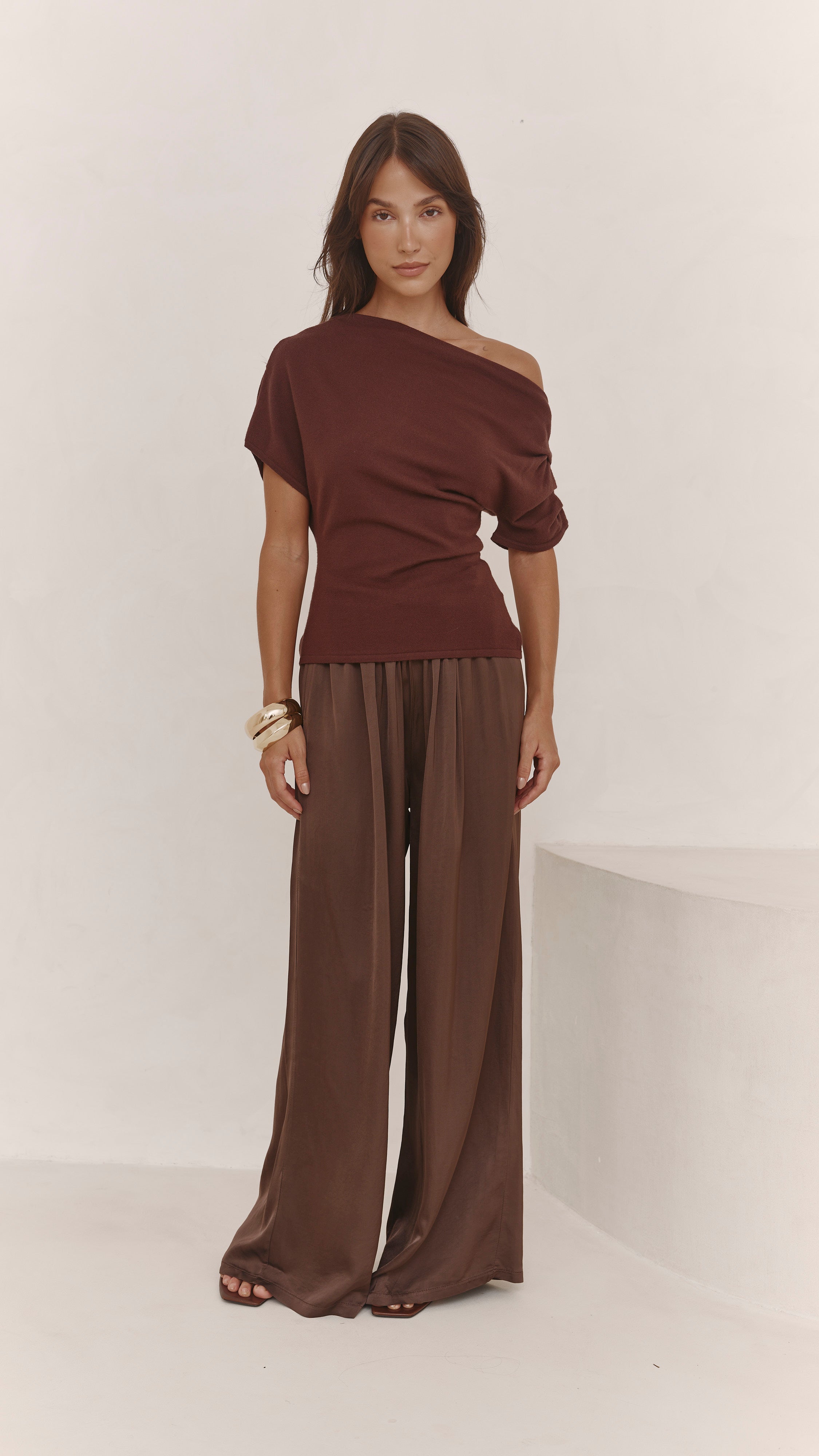 Nadine Off-Shoulder Top - Espresso