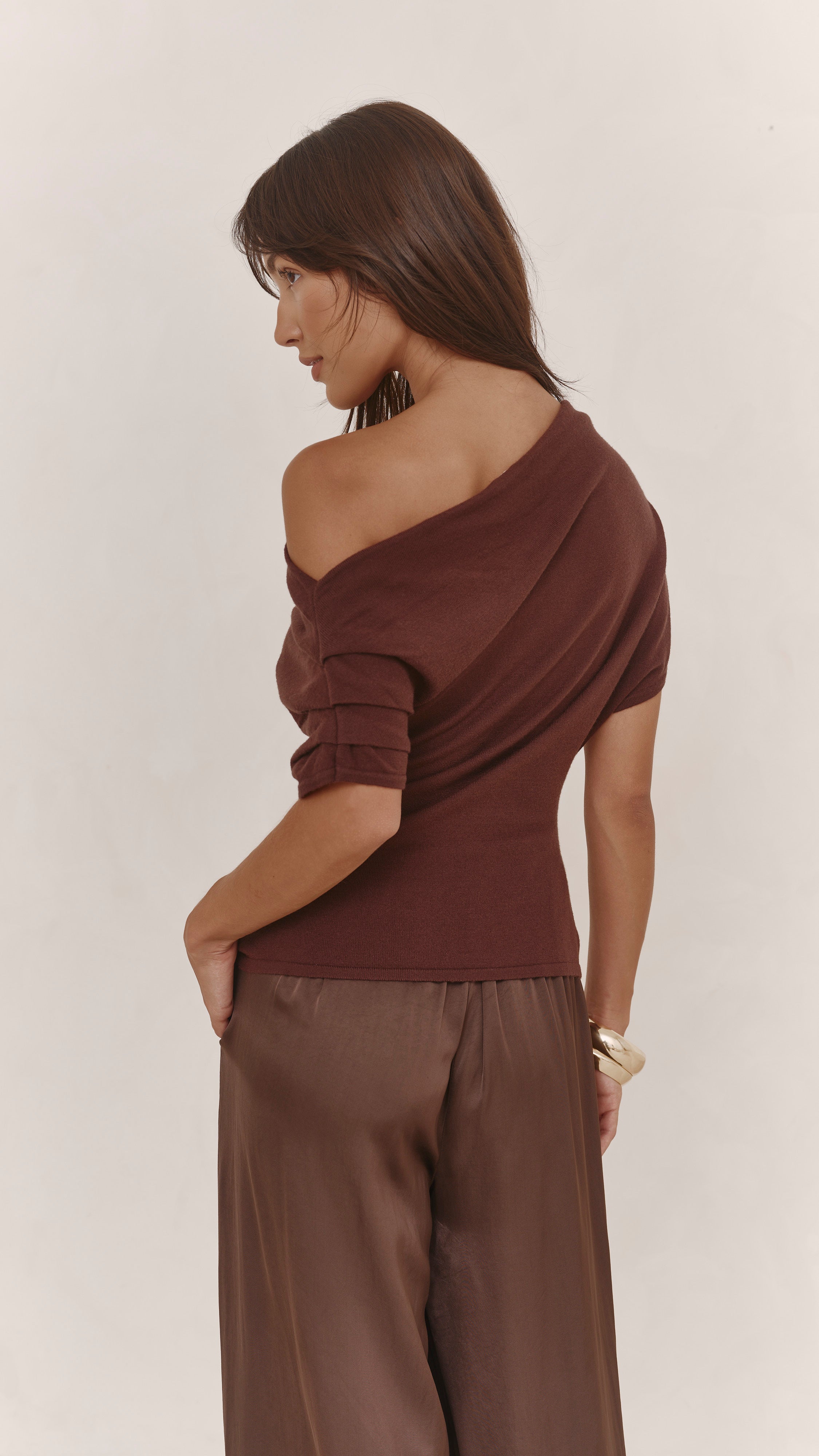 Nadine Off-Shoulder Top - Espresso