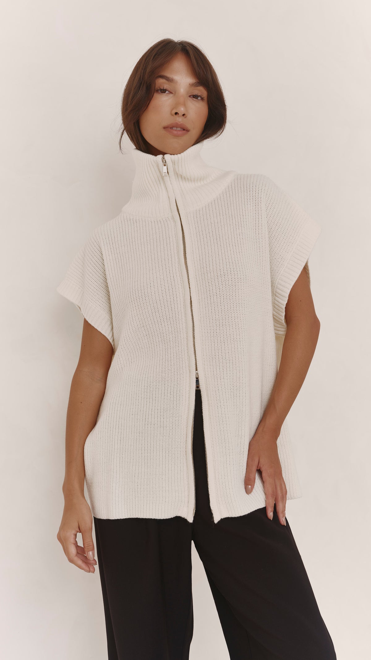 Millie Sleeveless Knit Cardigan - Ivory