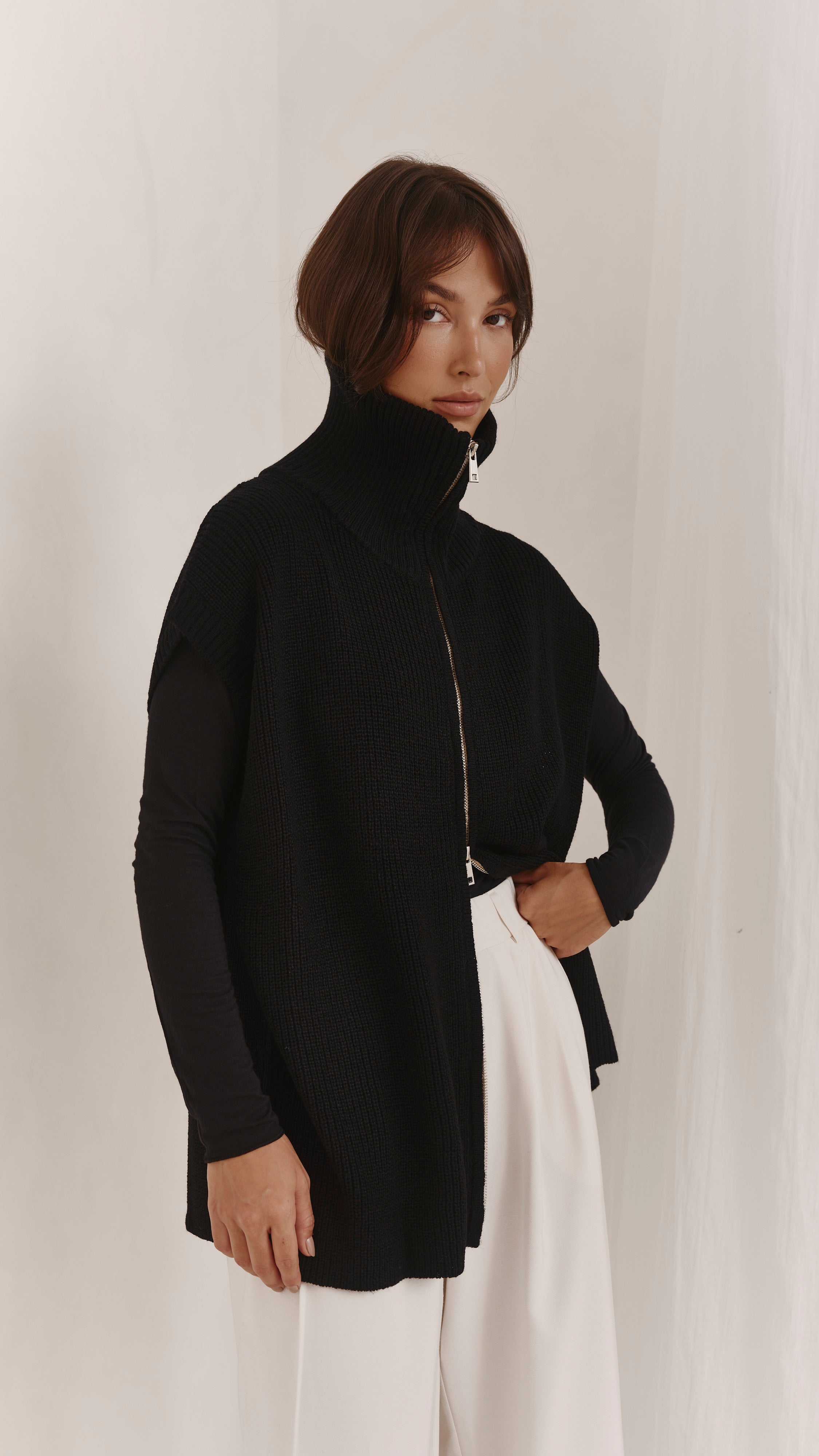 Millie Sleeveless Knit Cardigan - Black