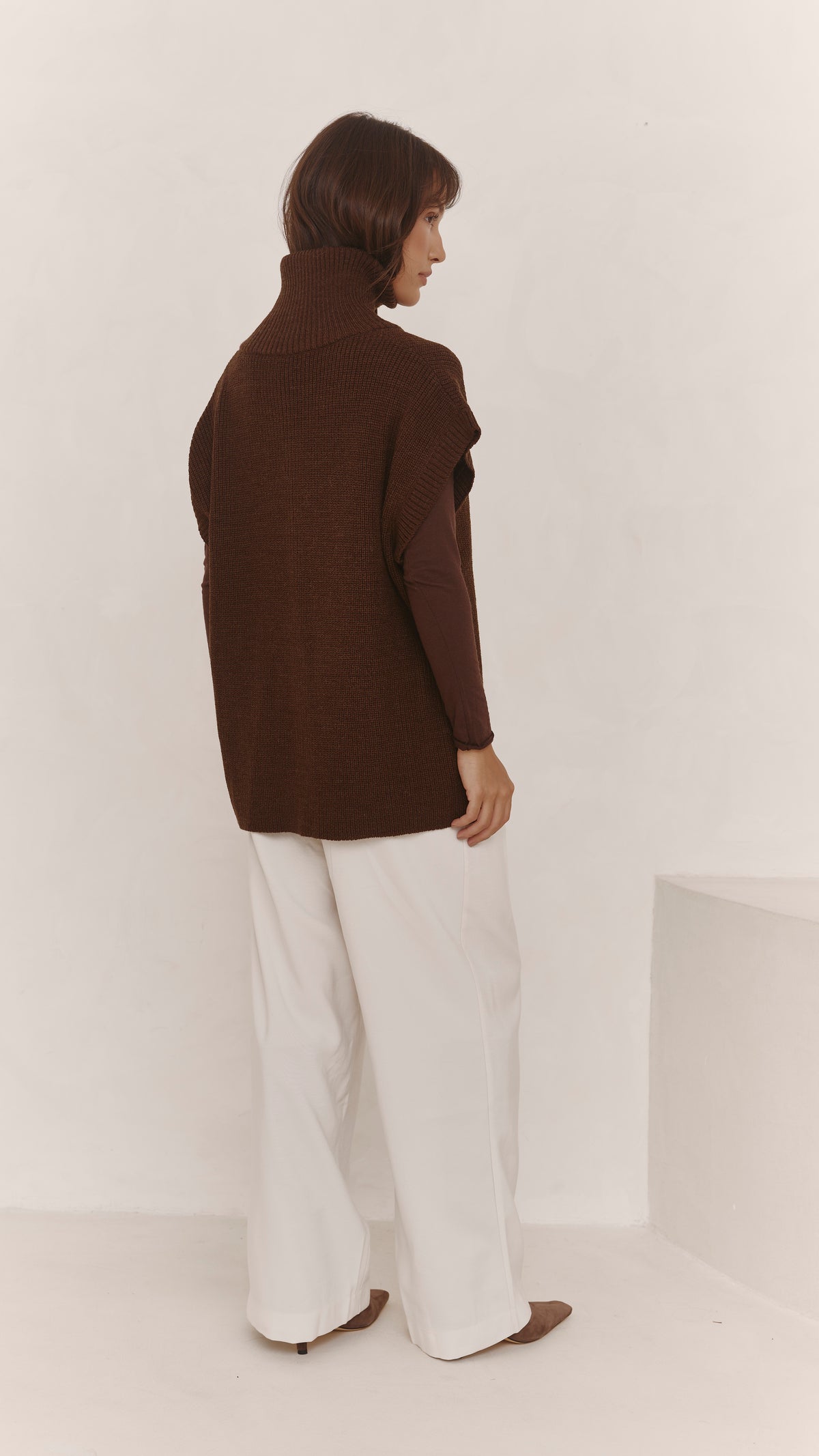 Millie Sleeveless Knit Cardigan - Dark Espresso