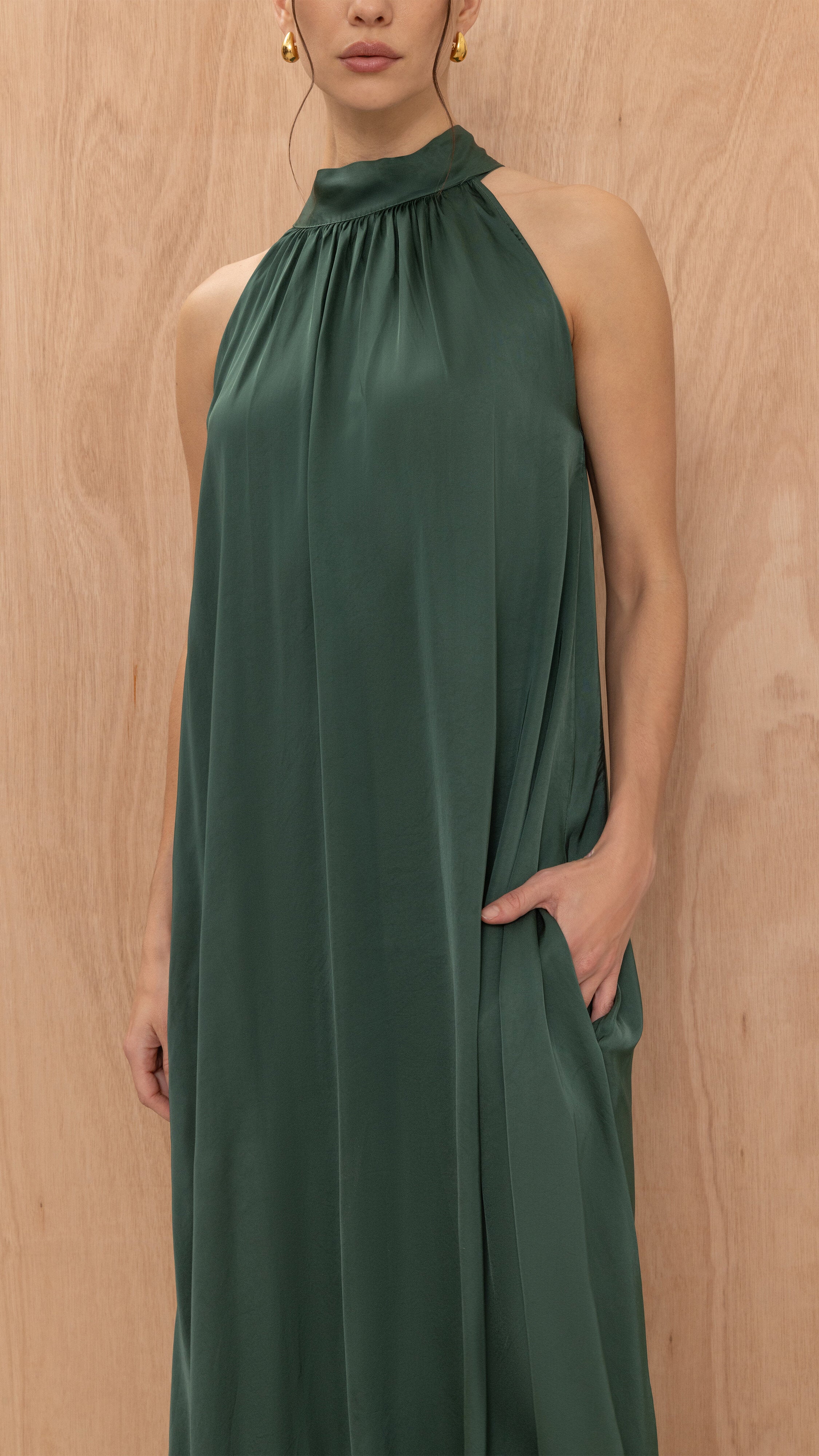 Everly Column Satin Dress - Emerald Green