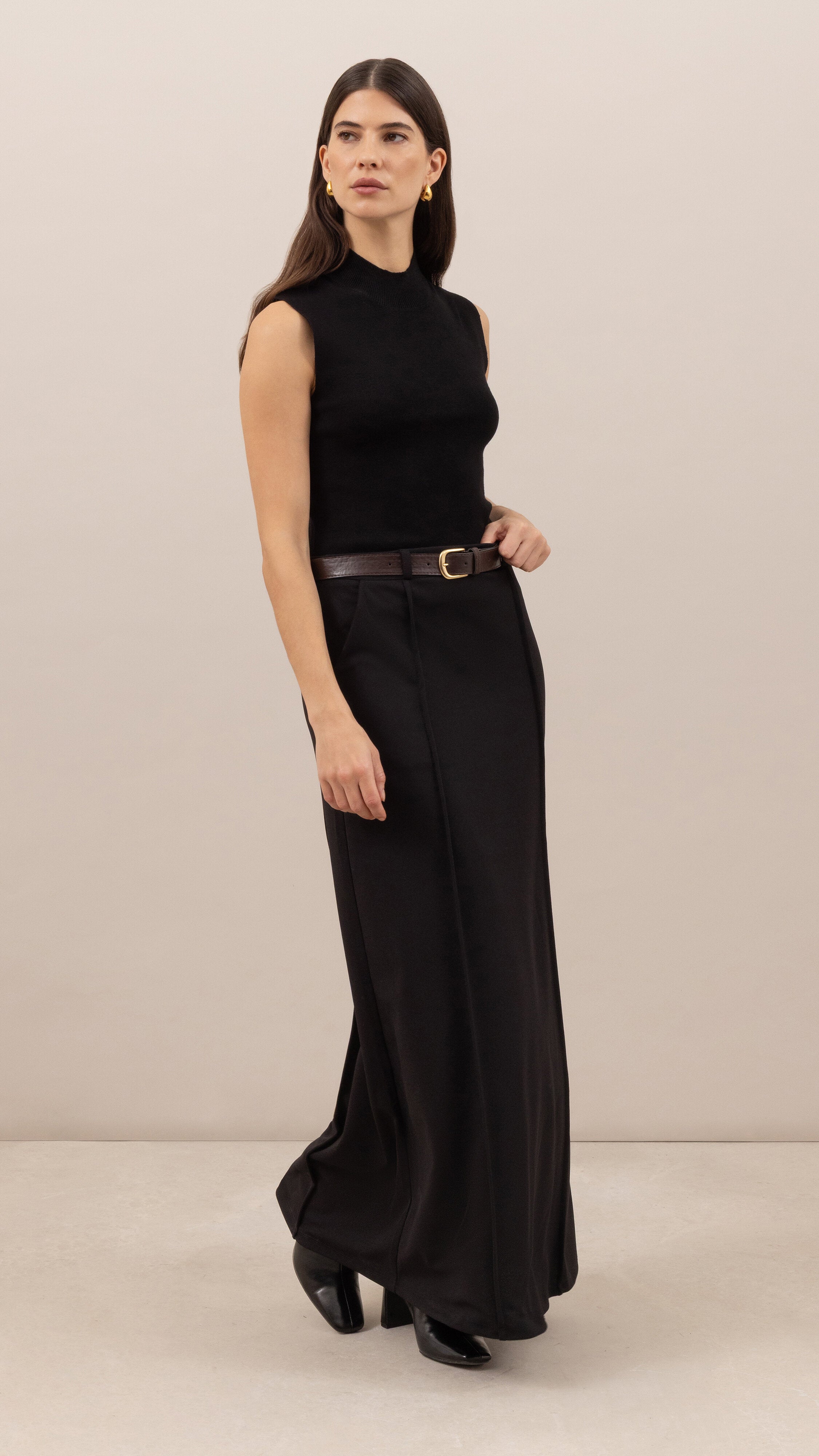 Maren skirt with belt - Black