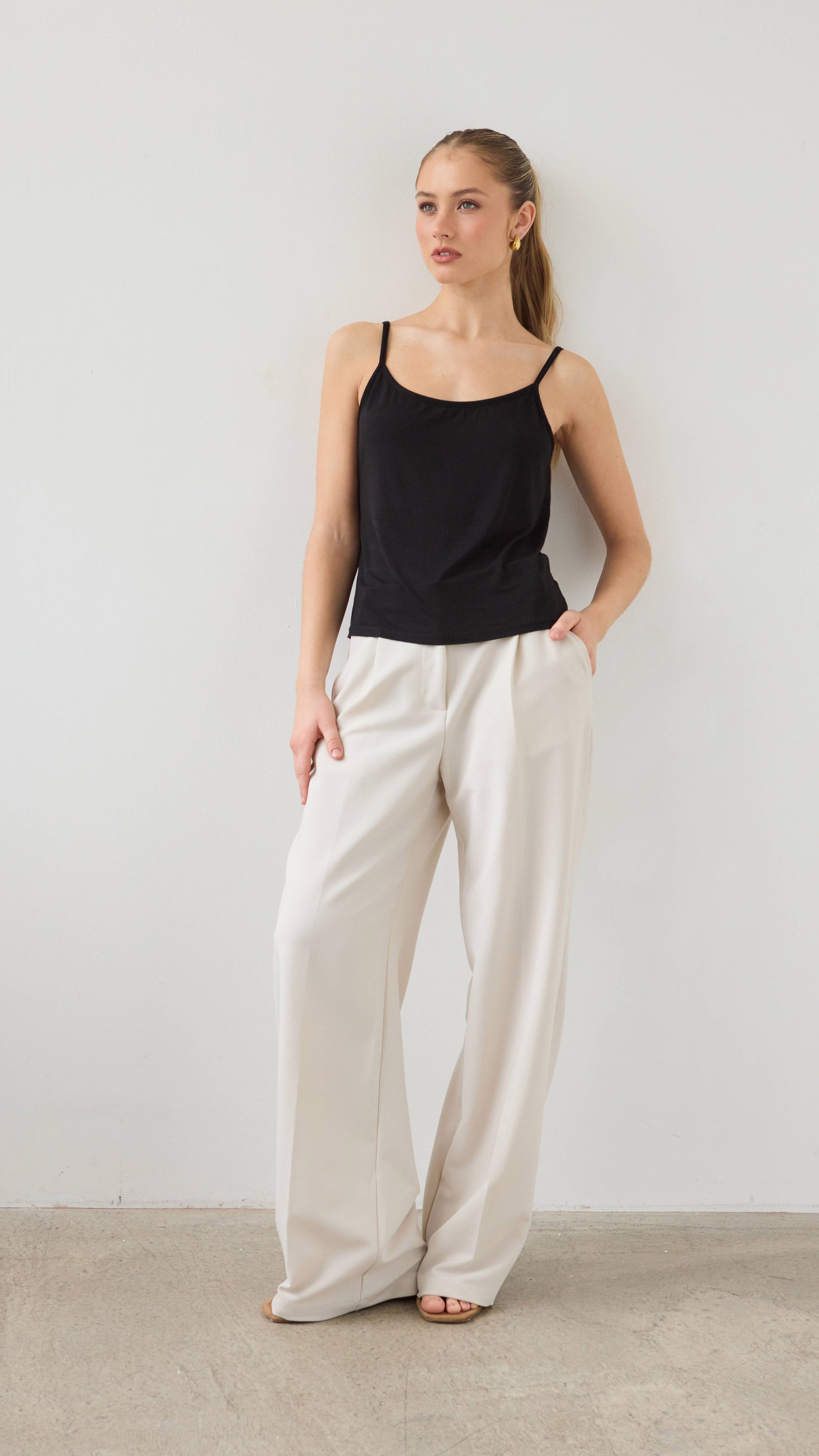 Nelly Crepe Trousers - Sand