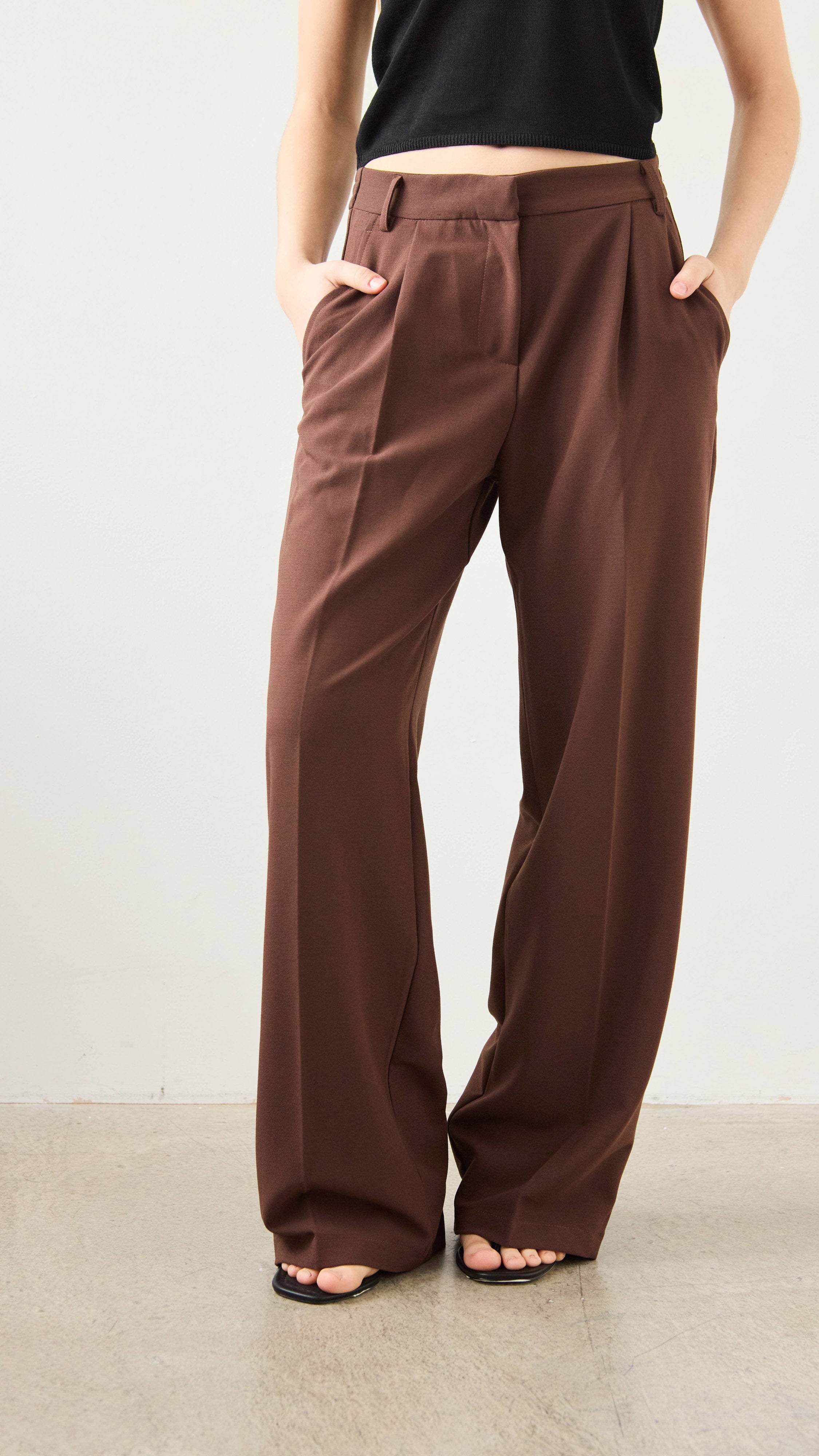 Nelly Crepe Trousers - Tobacco