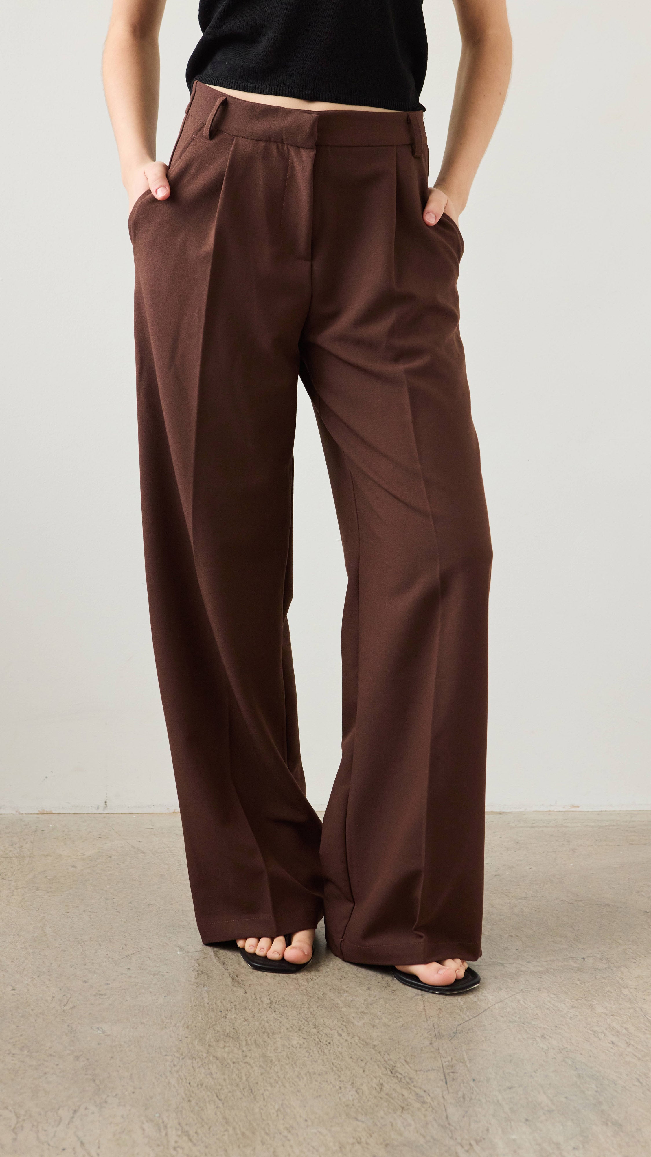 Nelly Crepe Trousers - Tobacco