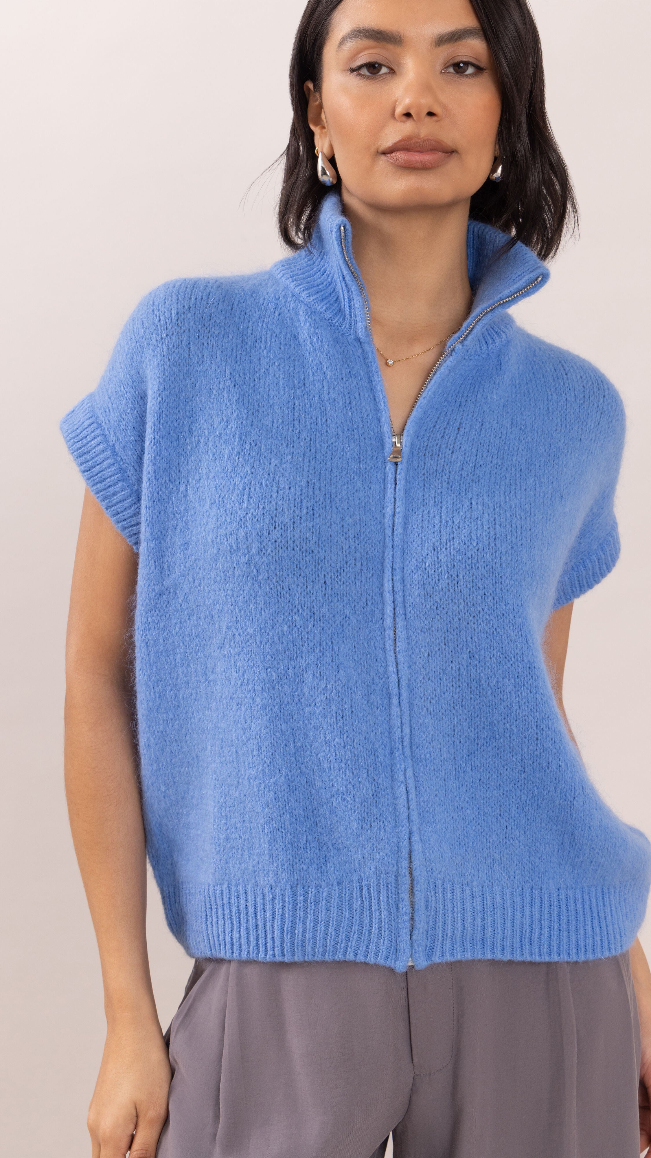 Leigh Sleeveless  Zip Cardigan - Sky Blue