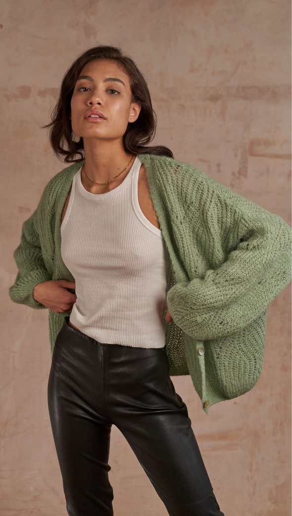 Green sales cardigan outfit