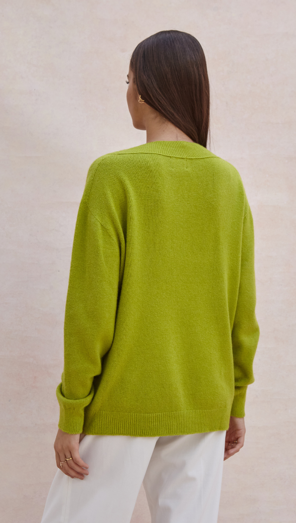 IVY SWEATER - DARK LIME