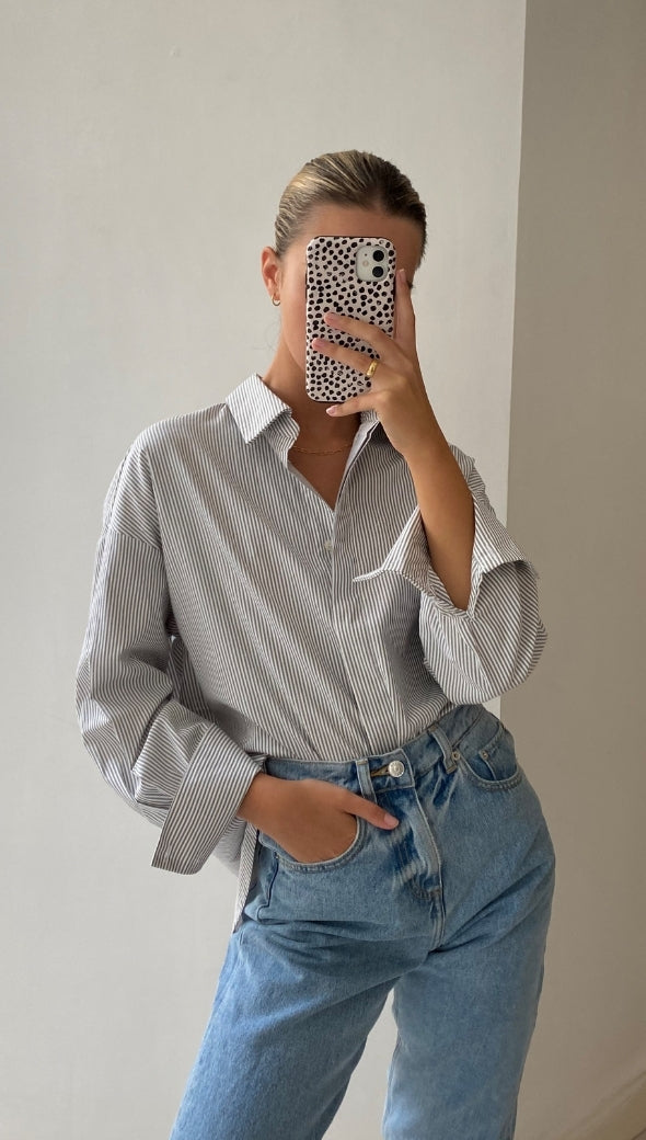 TILA BOYFRIEND SHIRT - GREY STRIPE
