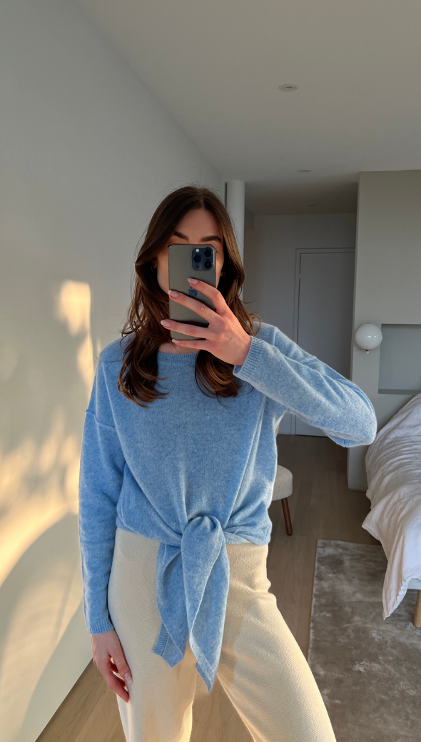 CHRISTA CASHMERE SWEATER - SKY