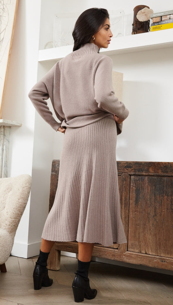 ALMA SWEATER - SMOKE