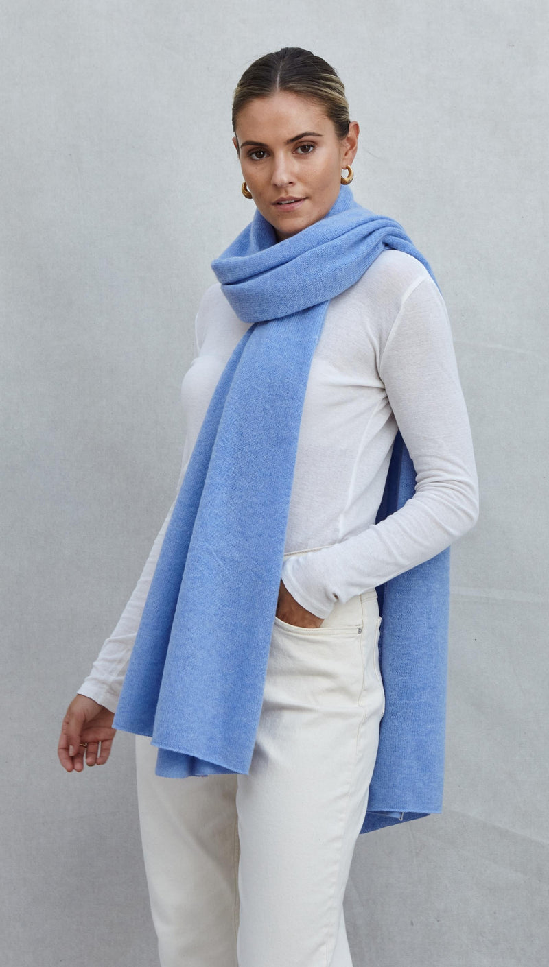 CASHMERE TRAVEL WRAP - SKY