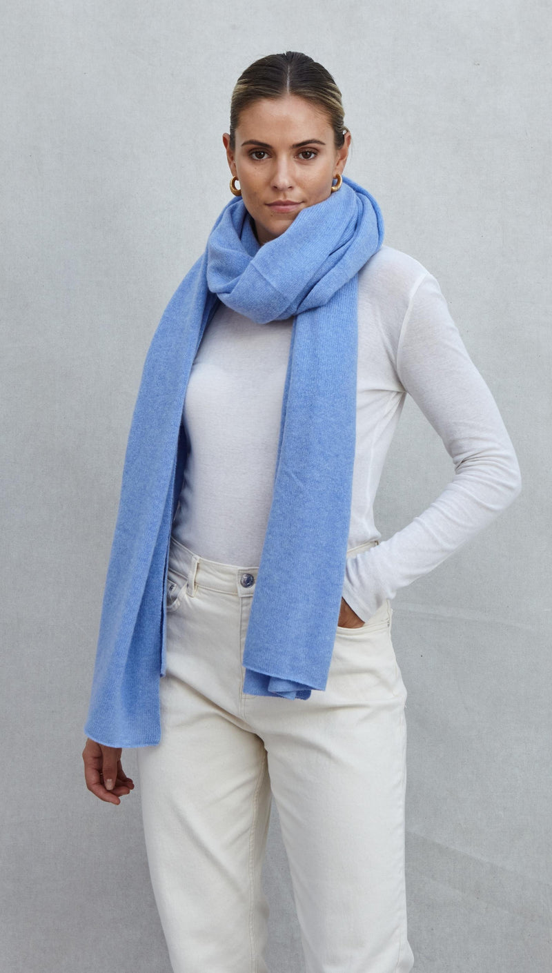 CASHMERE TRAVEL WRAP - SKY