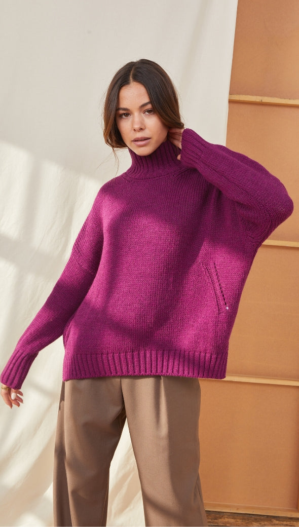 MARGOT SWEATER - DEEP MAGENTA